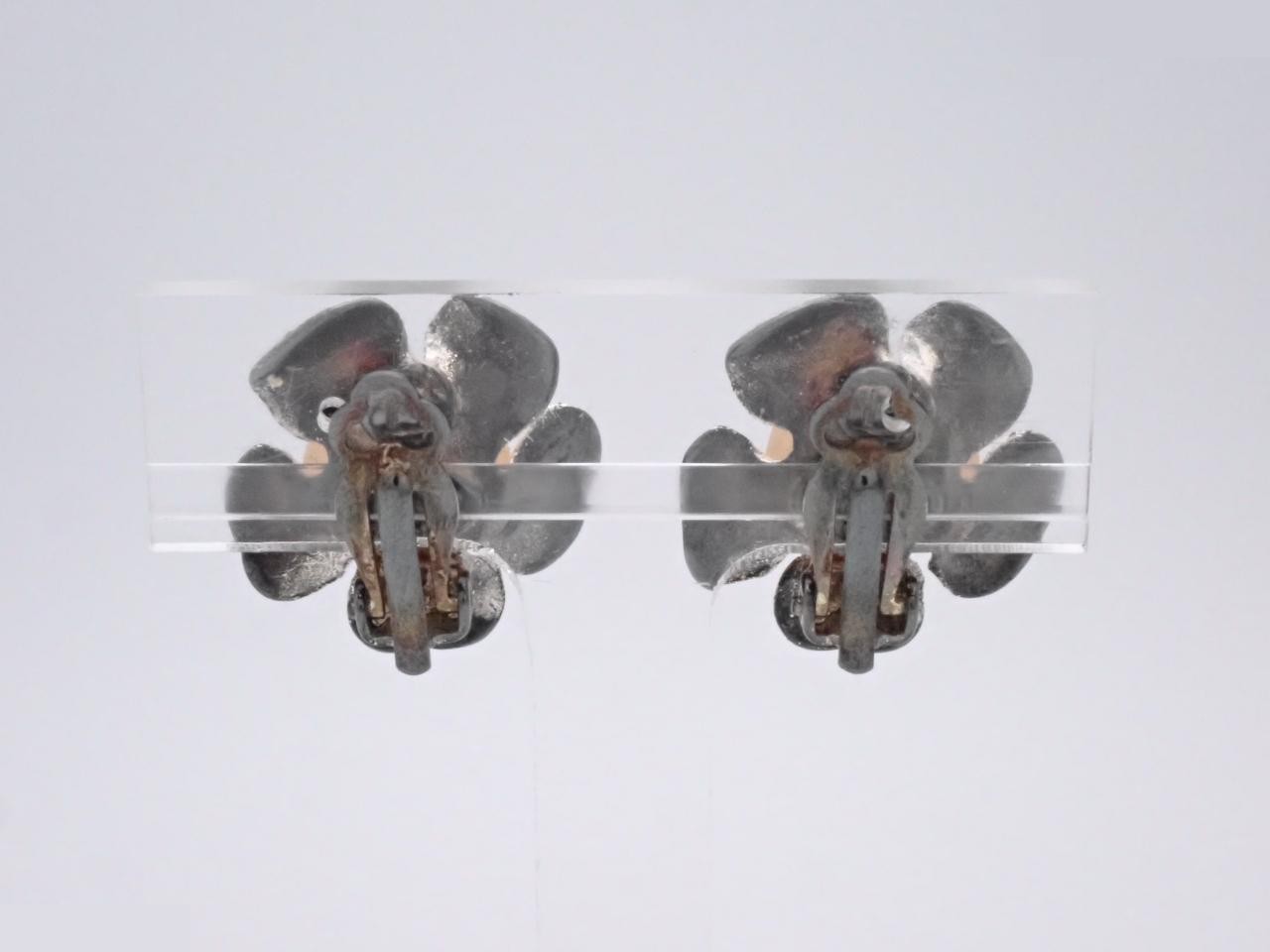 Flower and pearl earrings — view 2