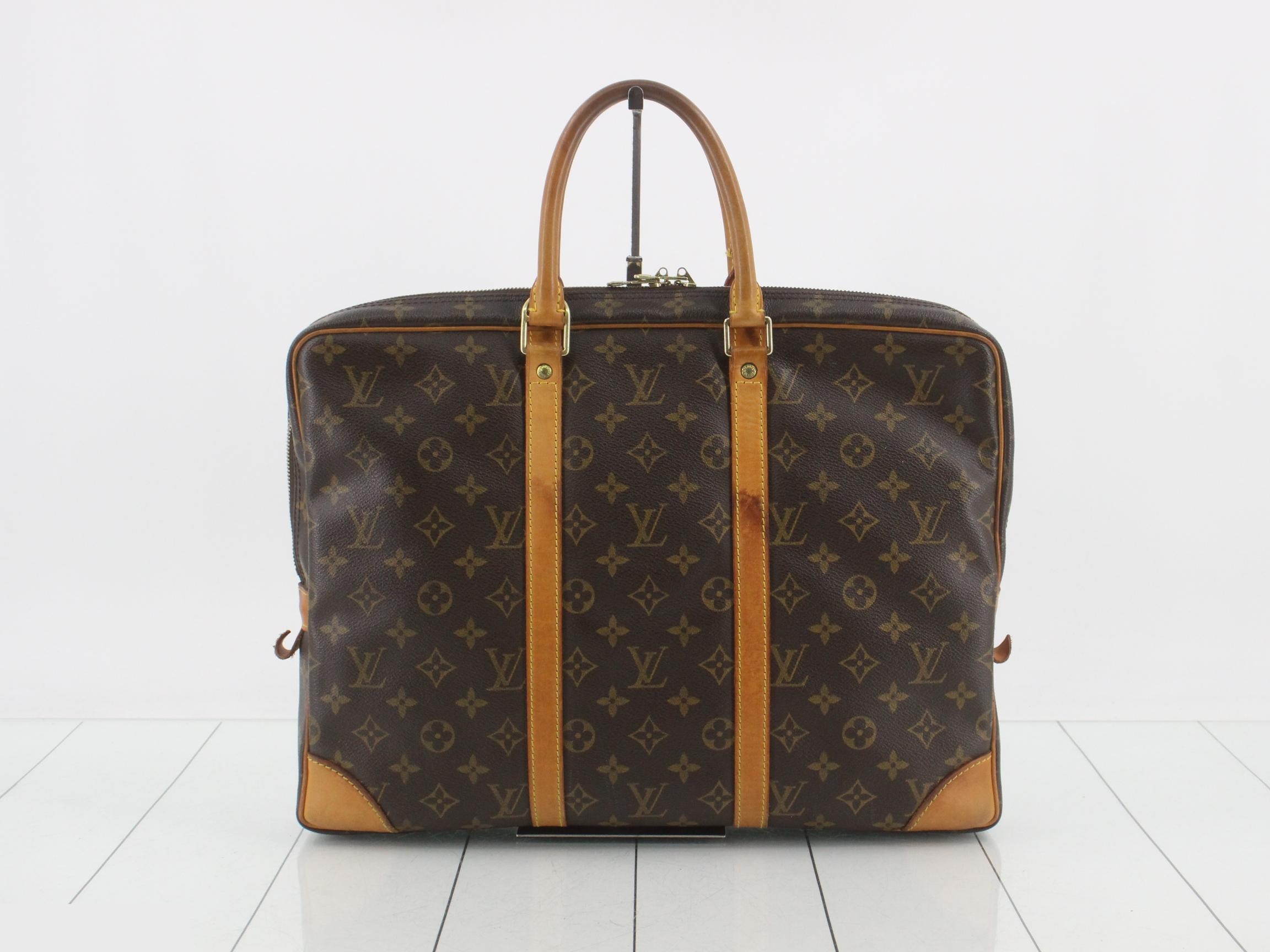 Monogram Portedocument TH0062