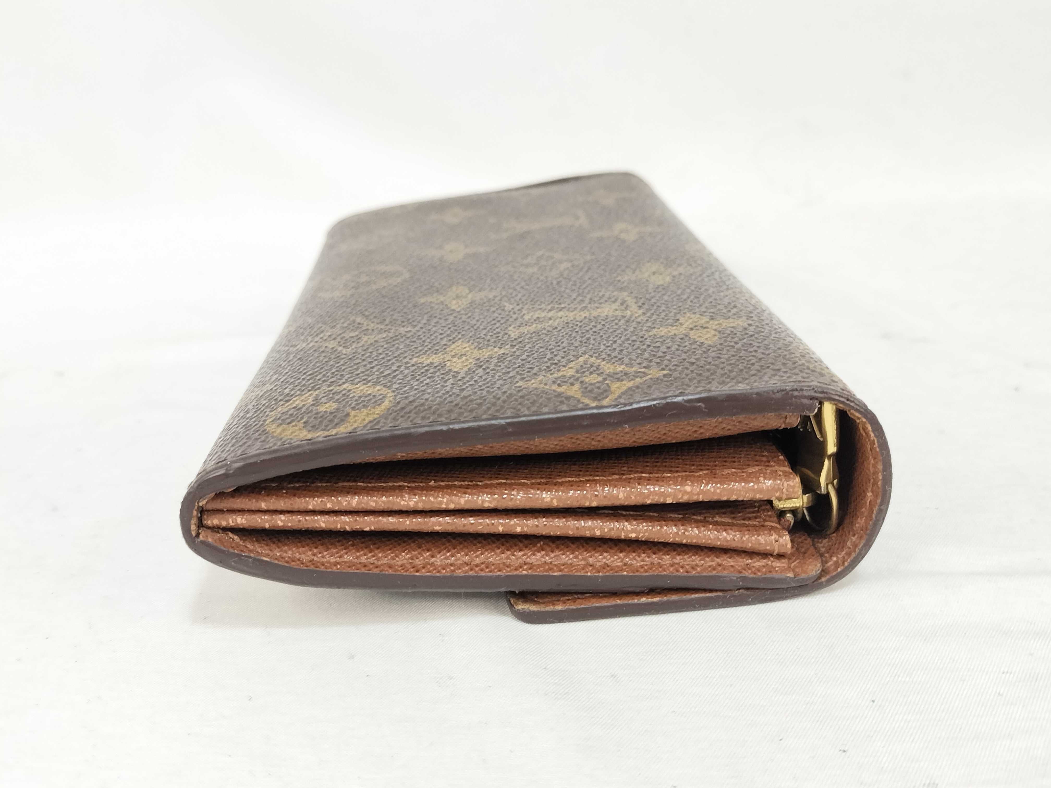 Monogram Louis Vuitton Monogram Portefeuille Sarah Wallet — view 5