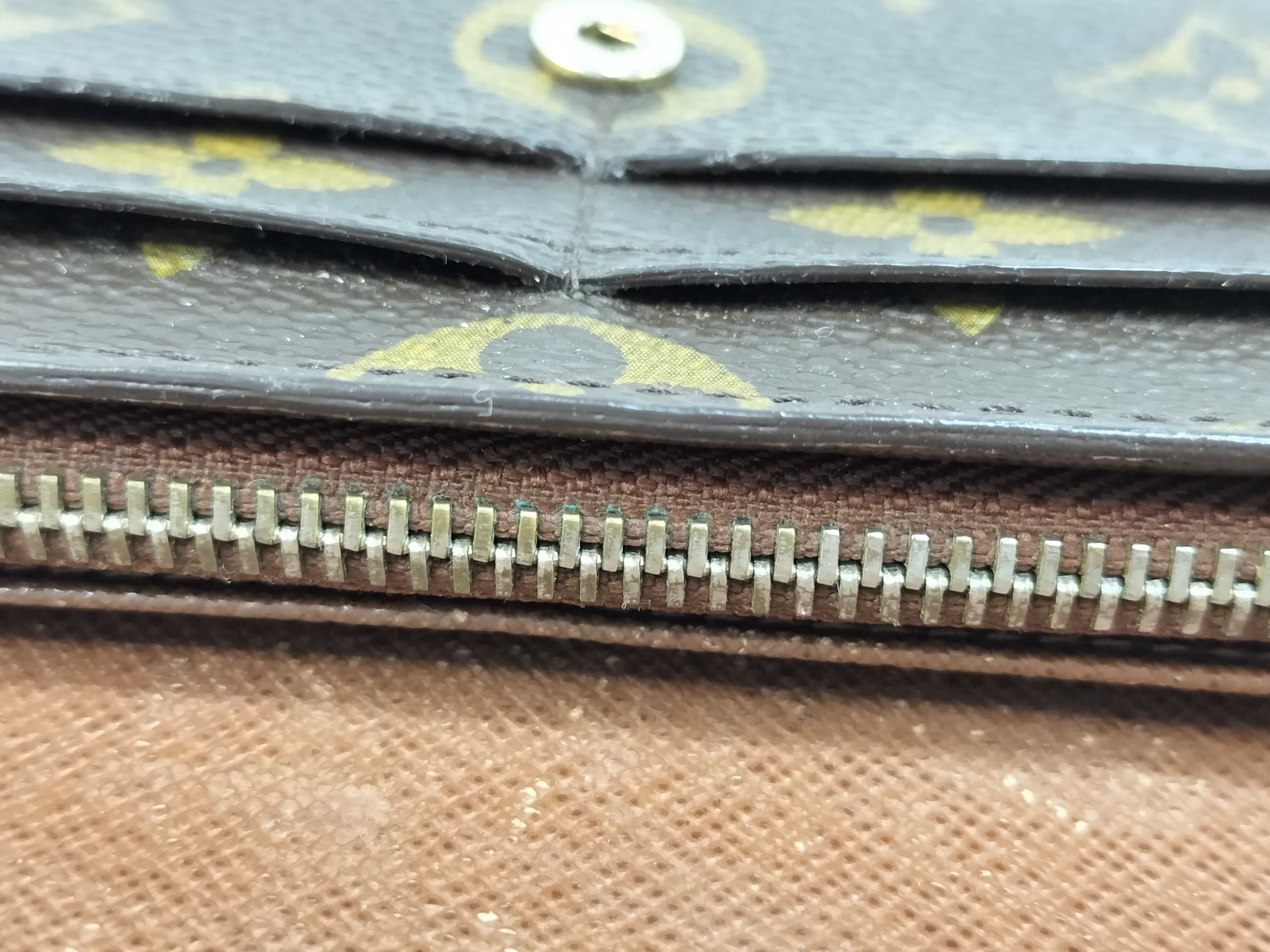 Monogram Louis Vuitton Monogram Portefeuille Sarah Wallet — view 9