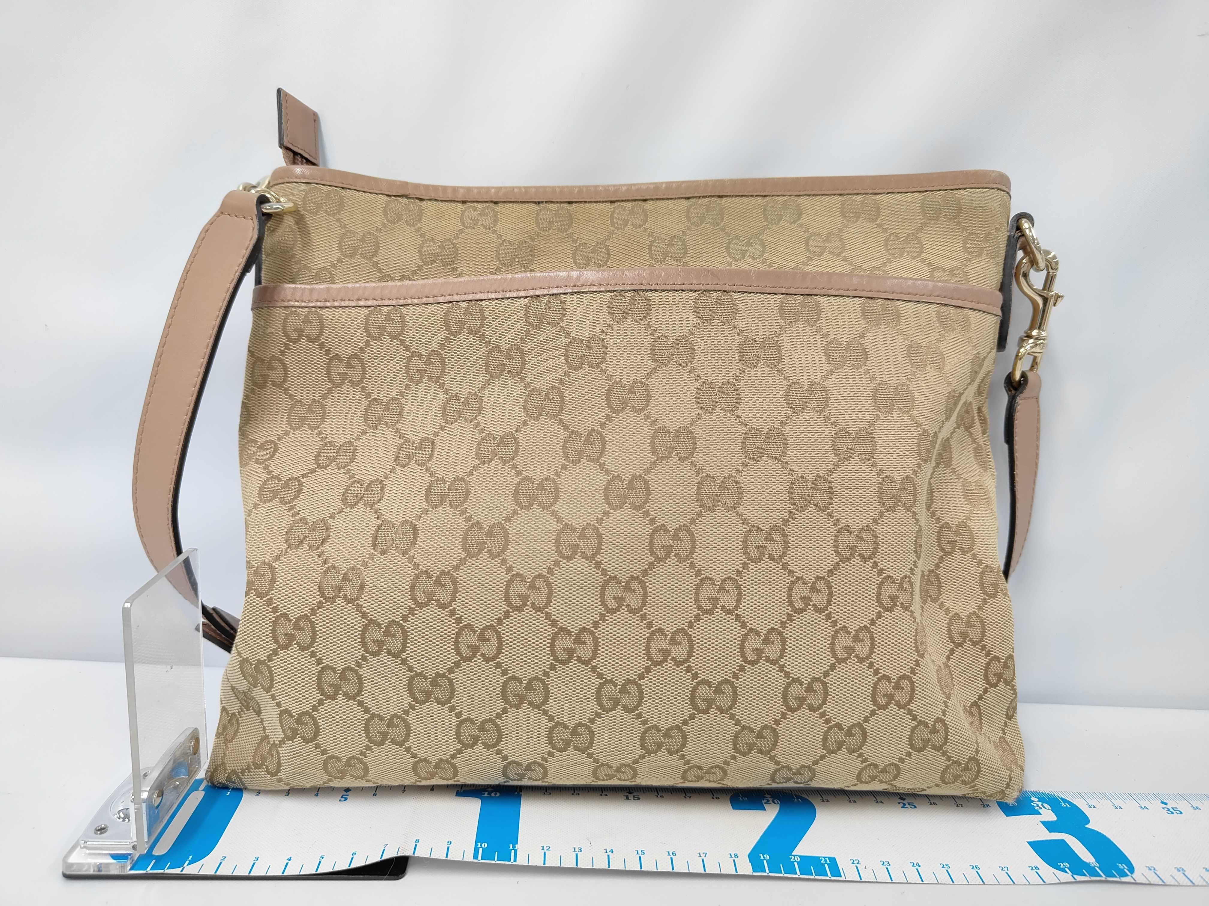 GG Canvas Shoulder Bag — view 2