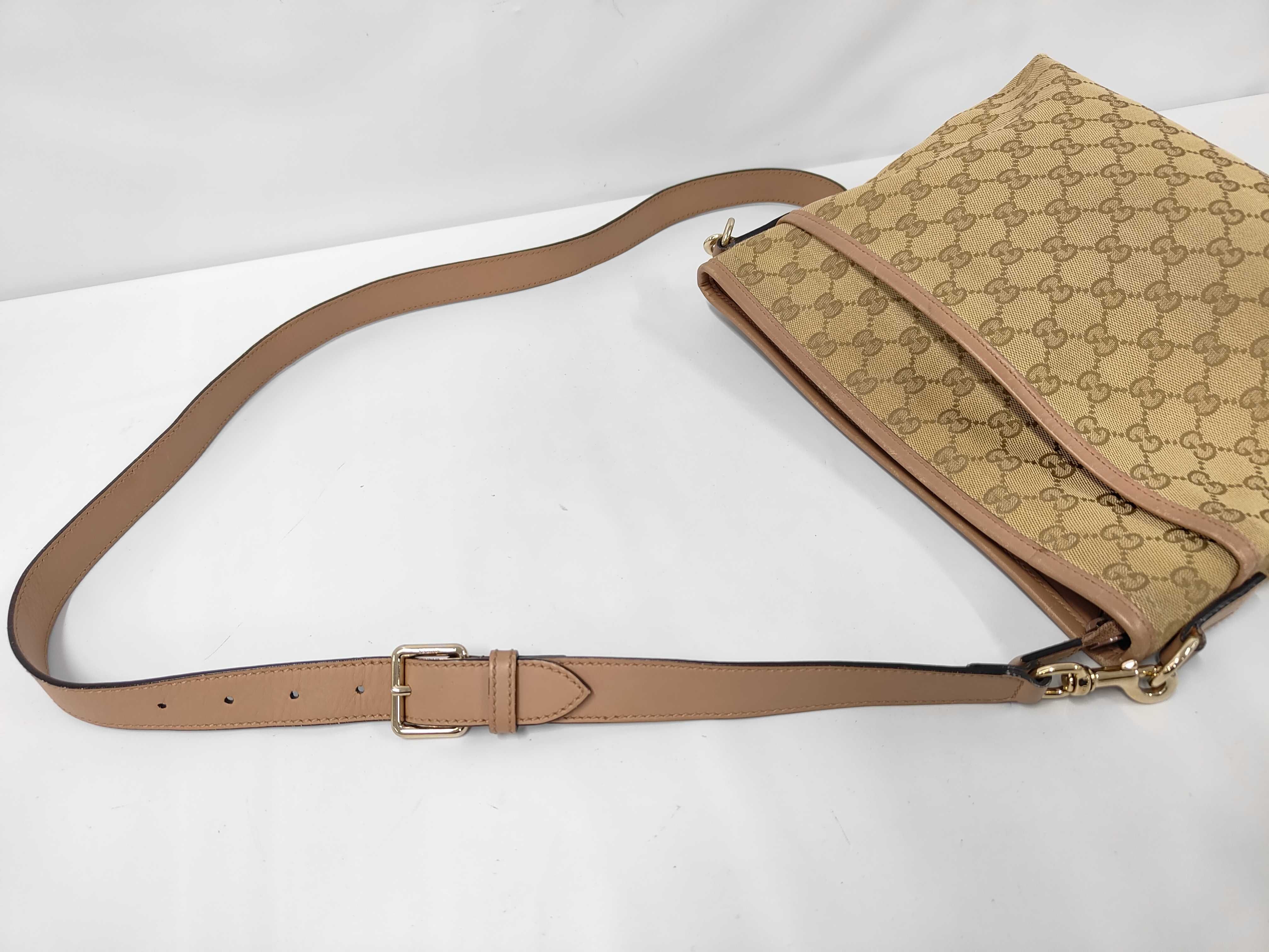 GG Canvas Shoulder Bag — view 5