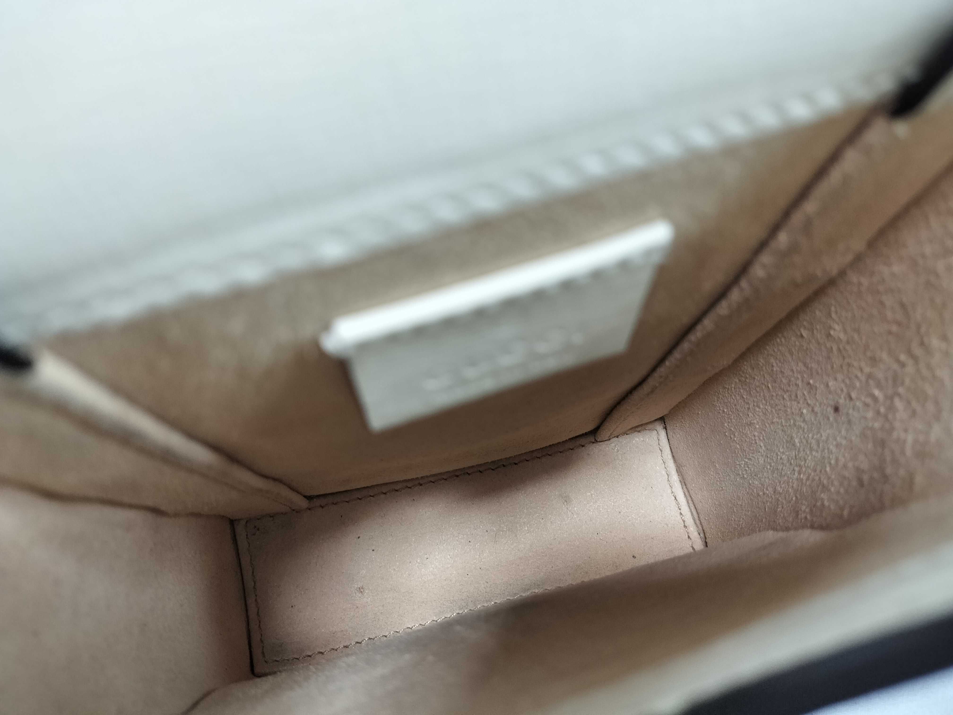 GG Supreme Horsebit Shoulder Bag — view 10