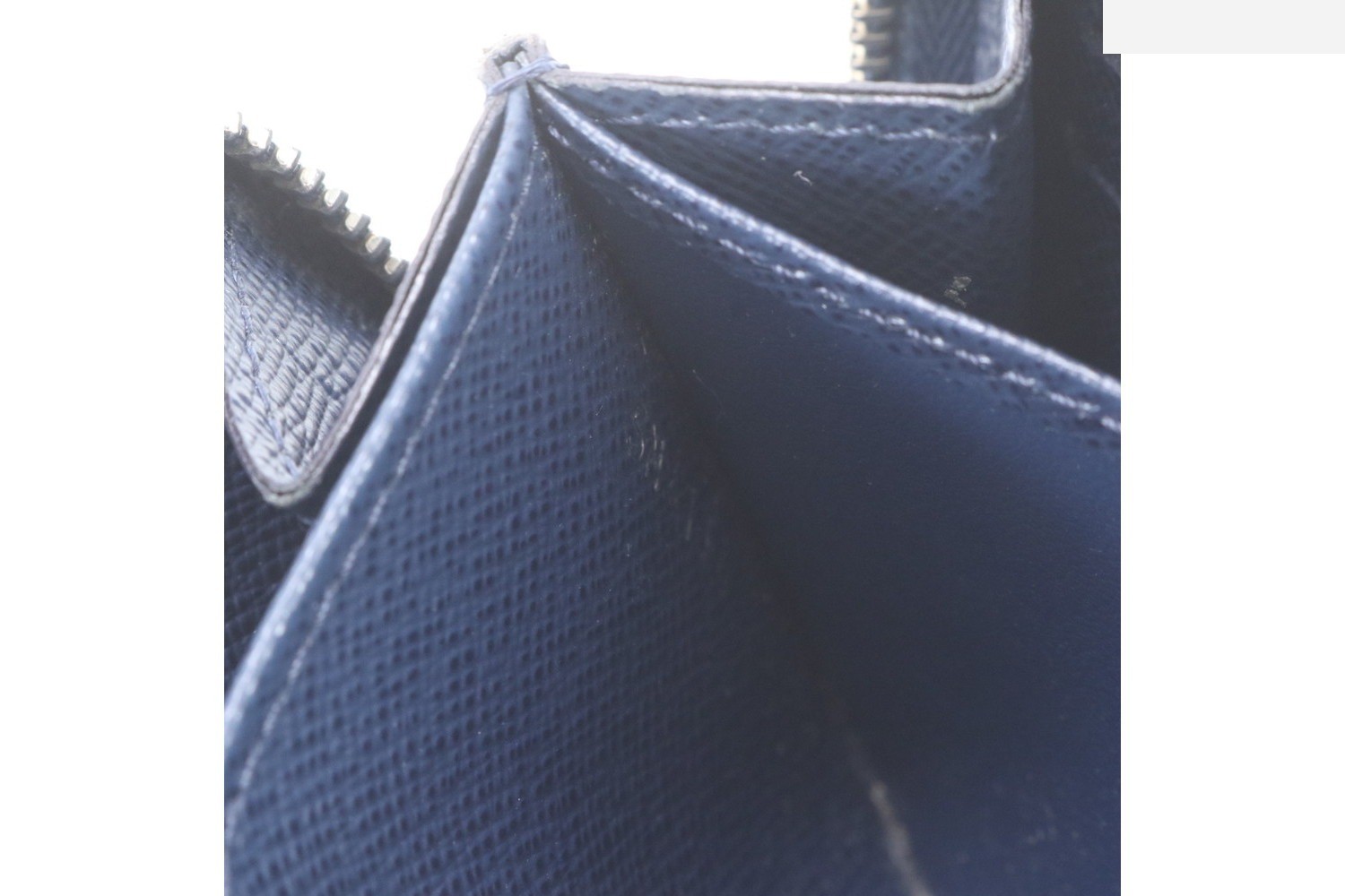 Epi Zippy Coin Purse M60438 Leather Coin Case — view 8