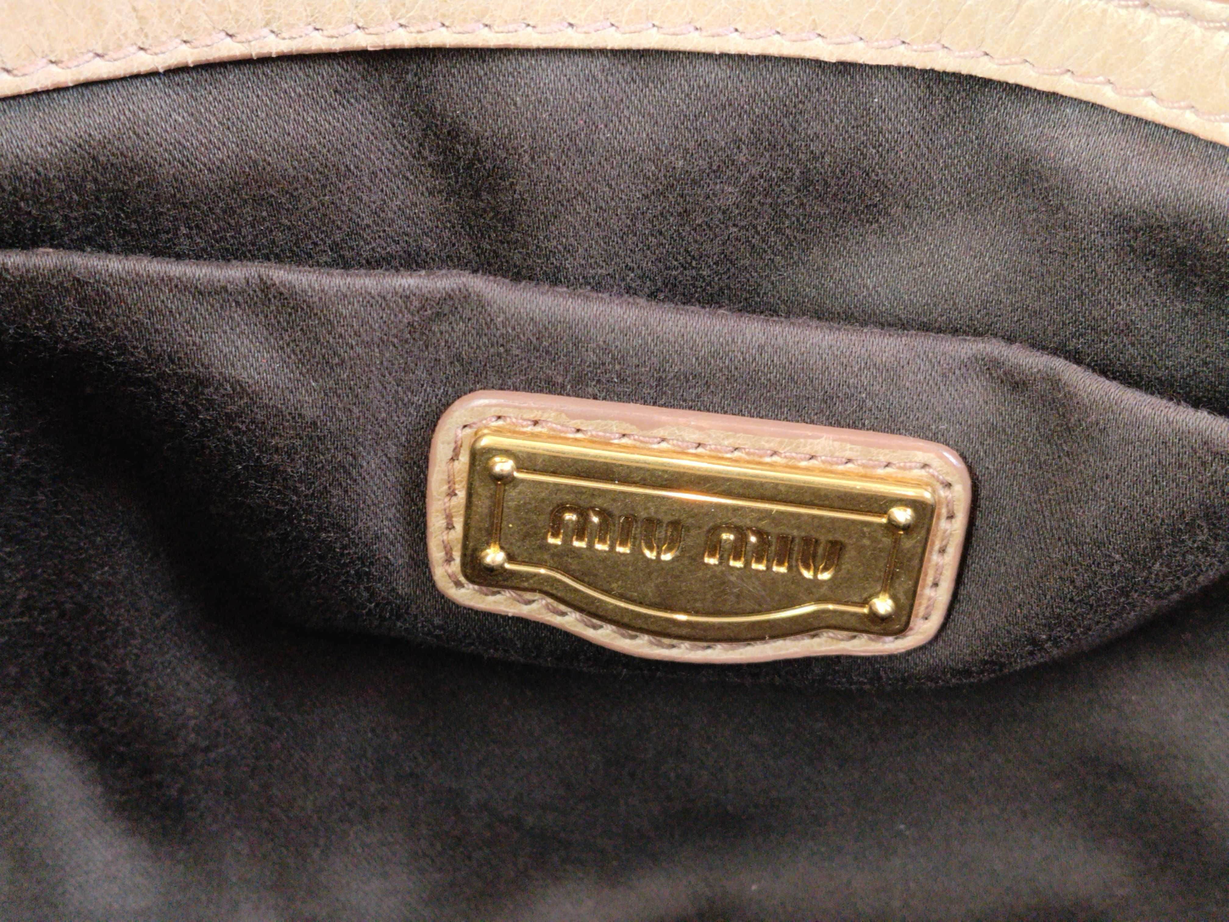 Vitello Luxe Handbag, 2-way Shoulder Bag, Gathered Handbag — view 11
