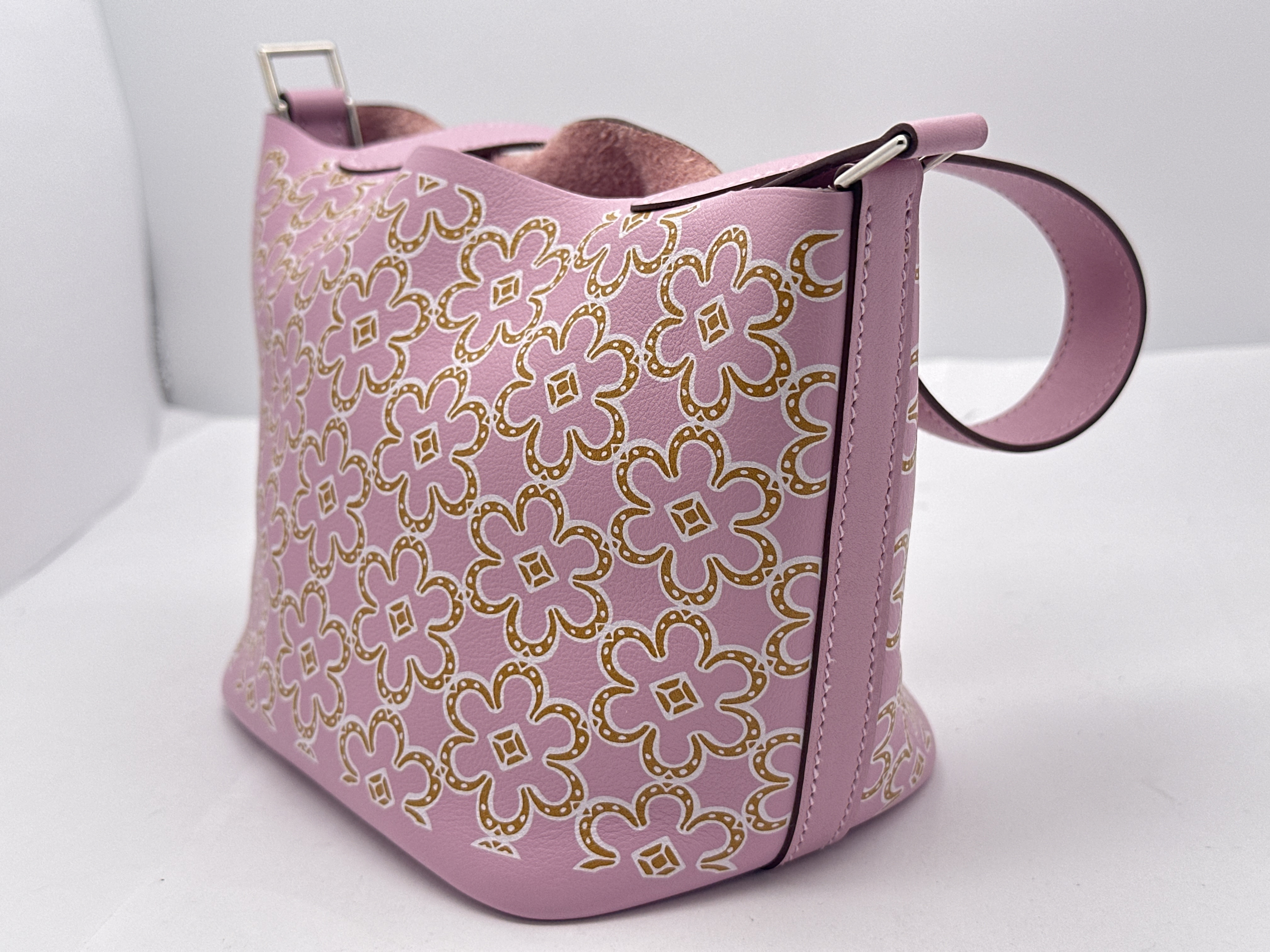 Picotin Lock Micro Lucky Daisy Handbag — view 4