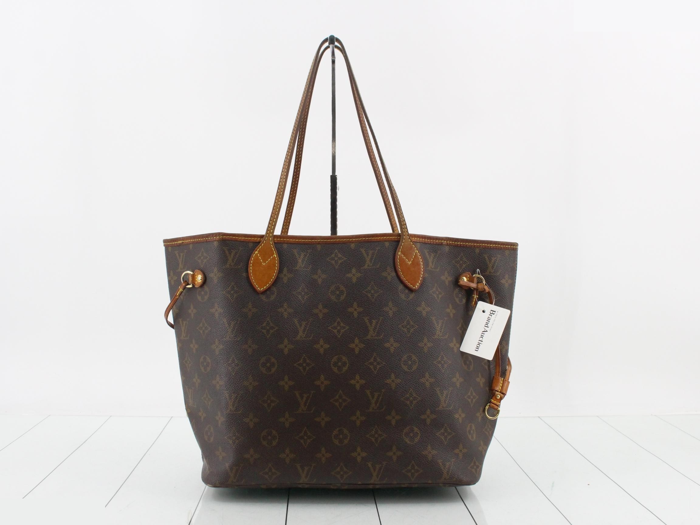 M40156 Neverfull MM — view 2