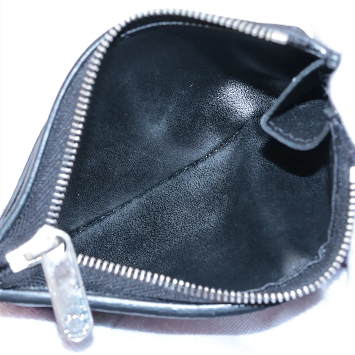 Taurillon Portefeuille MyLockme Compact M62947, serial number unknown, Noir (black) compact wallet — view 6