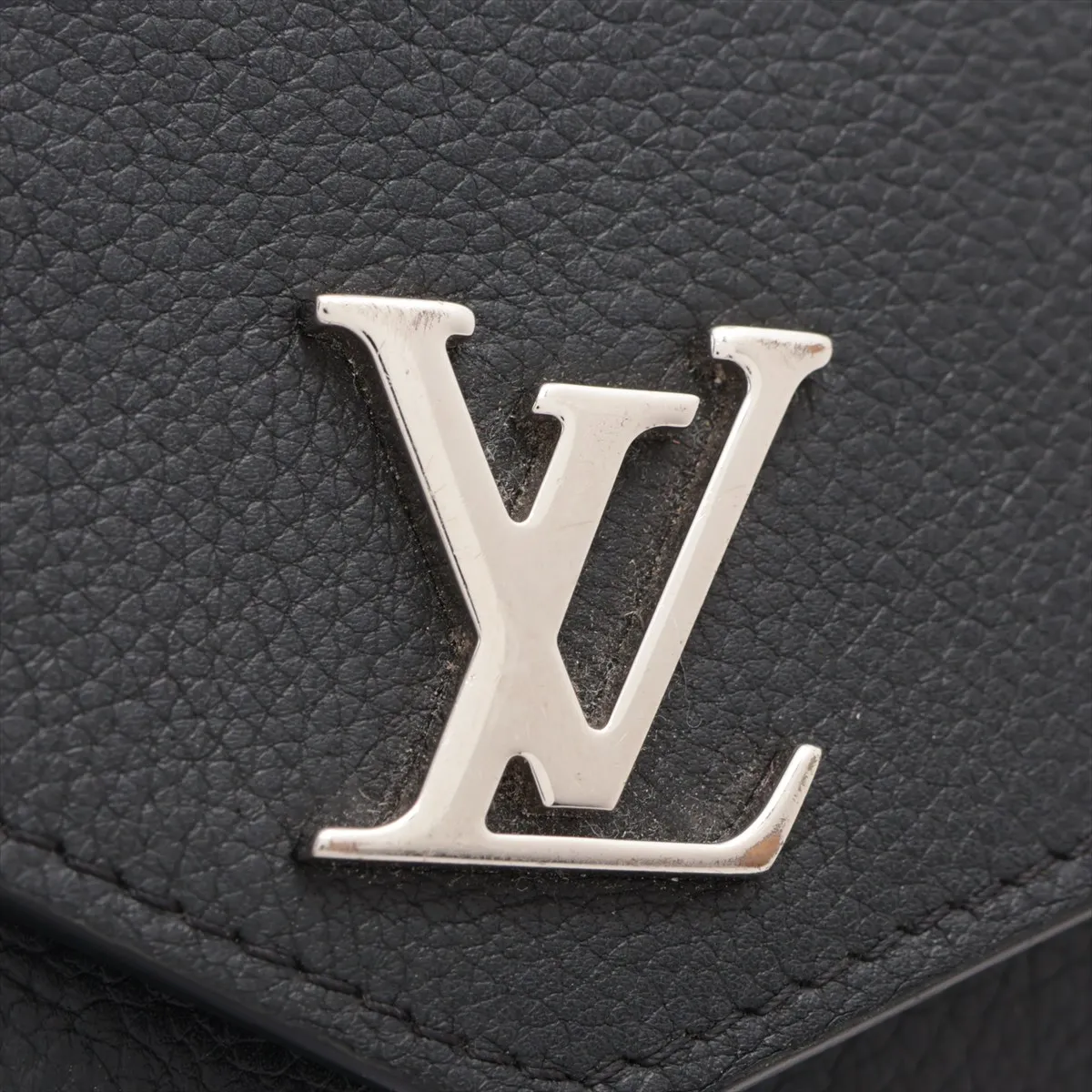 Taurillon Portefeuille MyLockme Compact M62947, serial number unknown, Noir (black) compact wallet — view 9