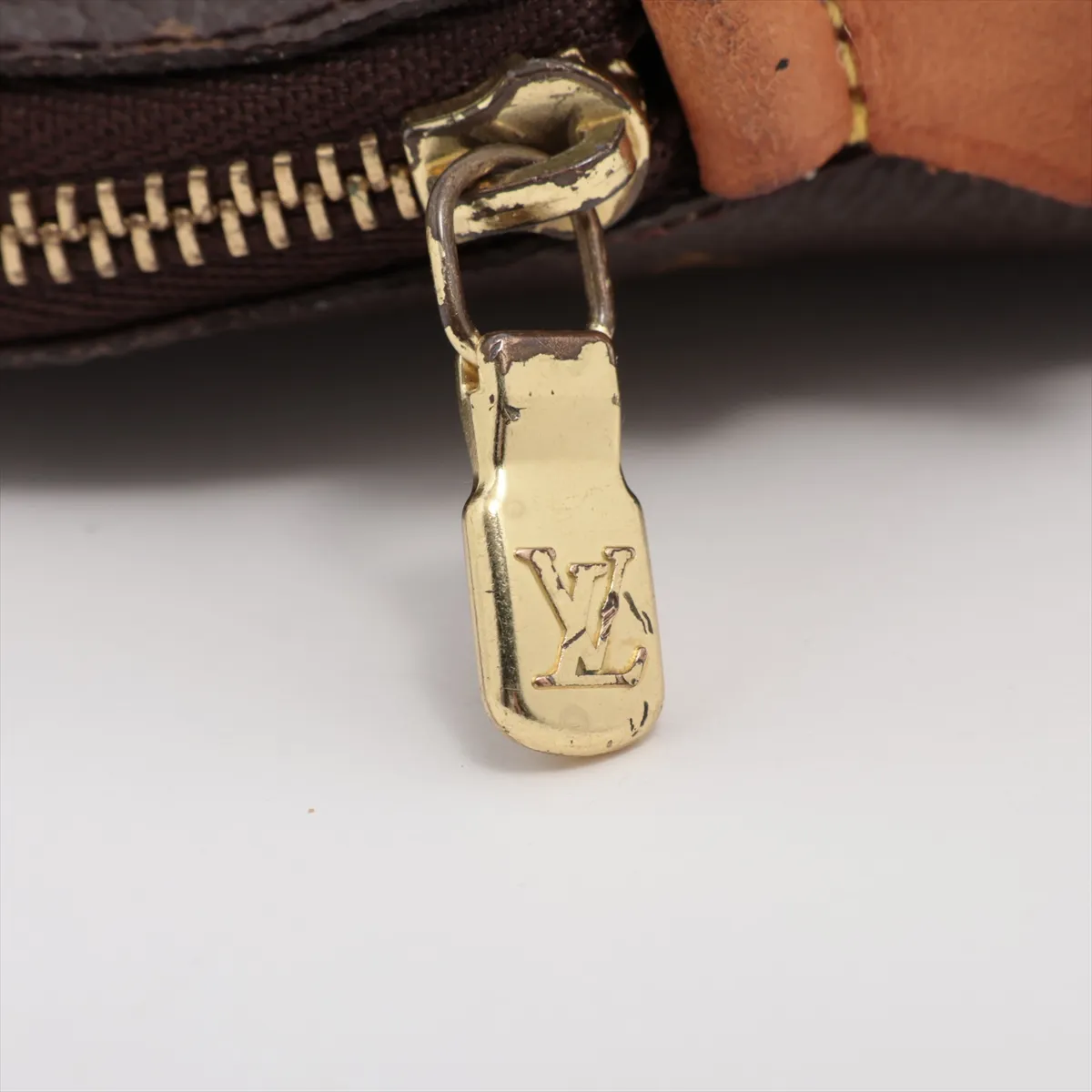 Monogram Pochette Cosmetic M47515, serial number unknown, brown pouch — view 6
