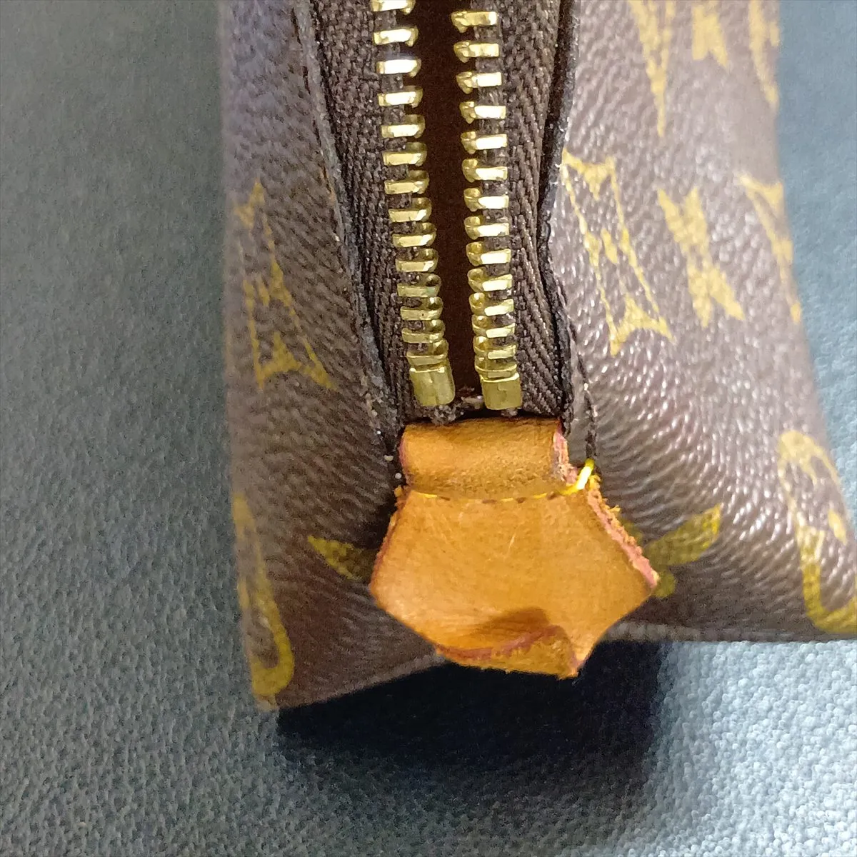 Monogram Pochette Cosmetic M47515, serial number unknown, brown pouch — view 7