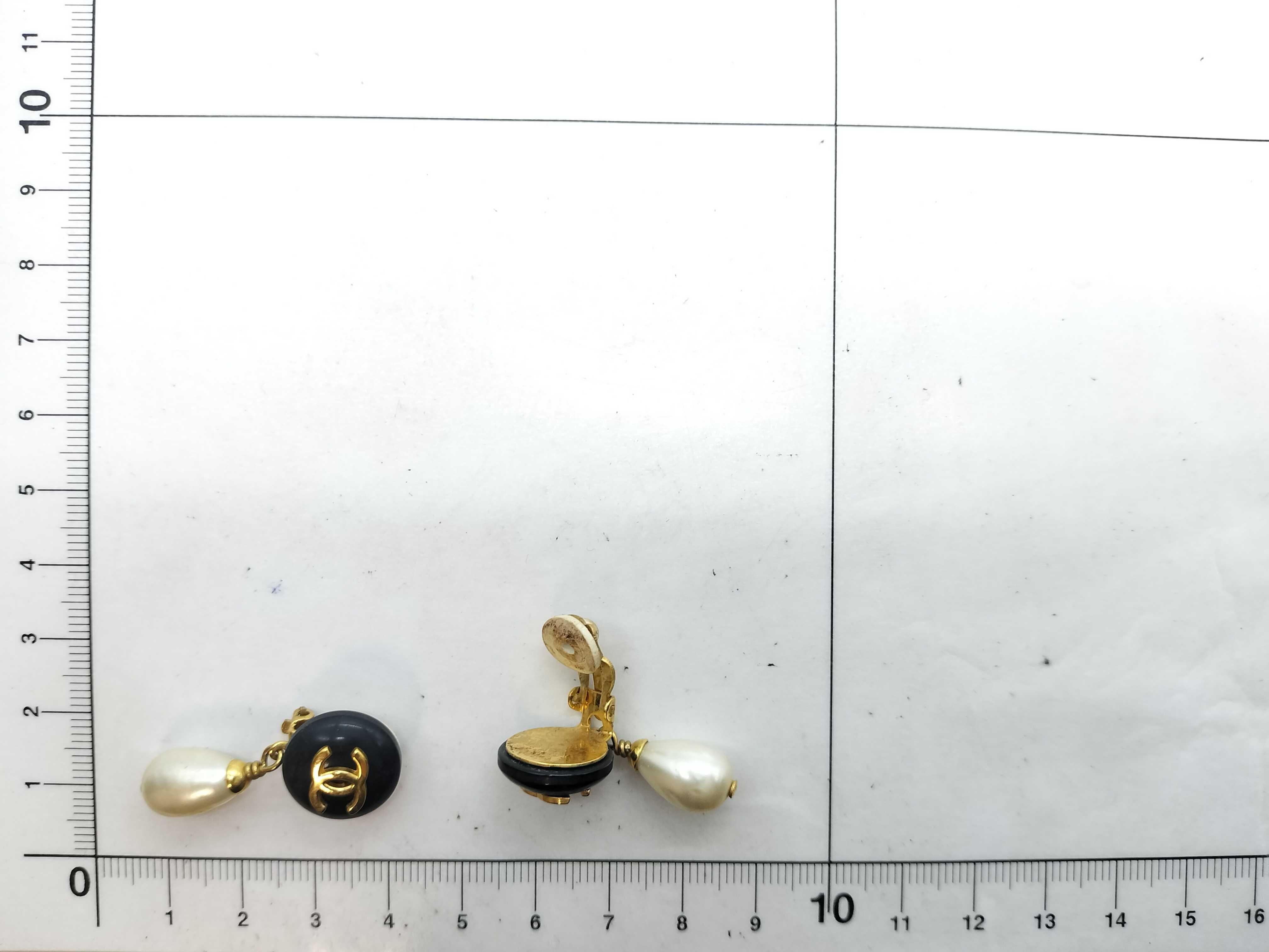 Coco Mark Pearl Drop 96P Earrings — view 6