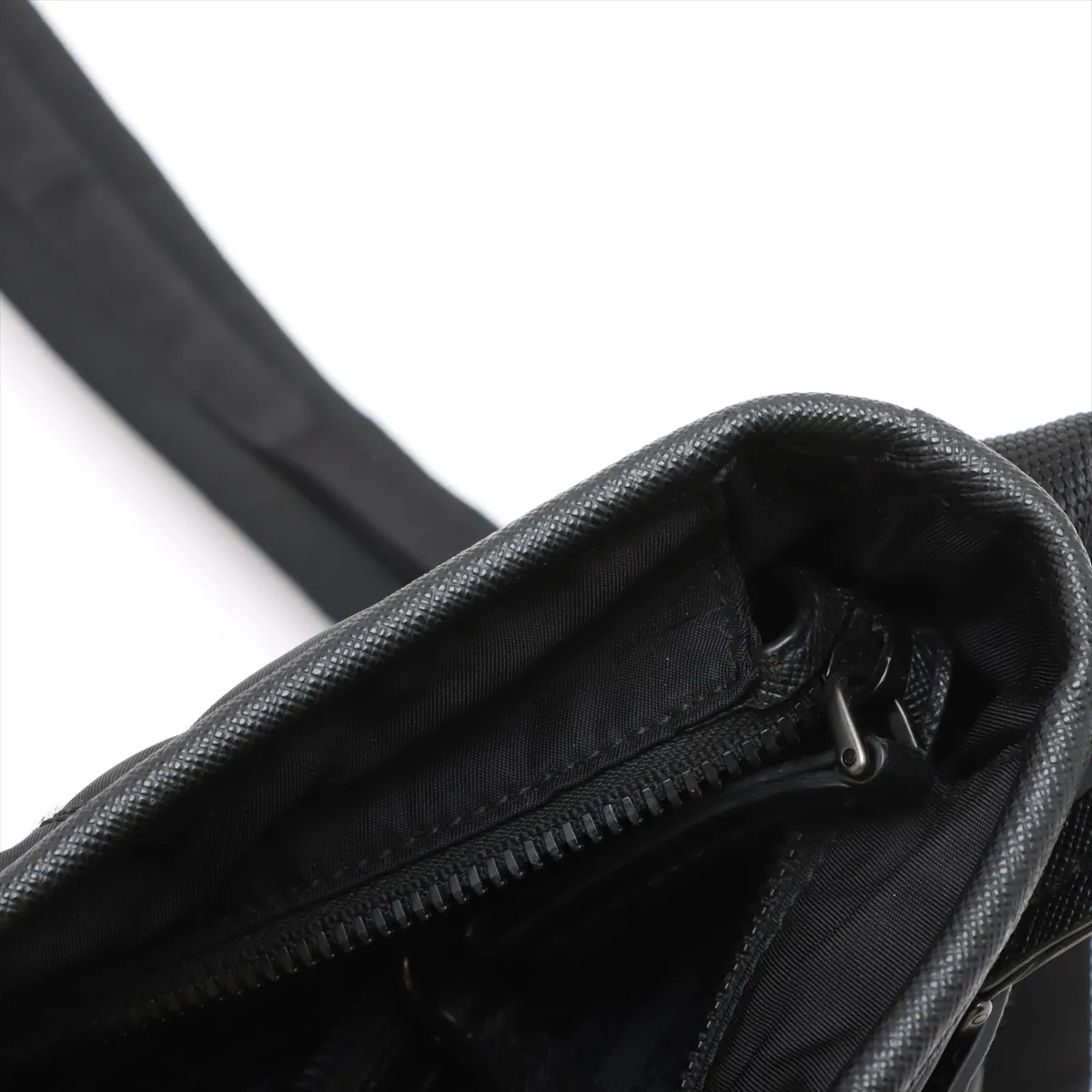 nylon x leather shoulder bag black — view 14