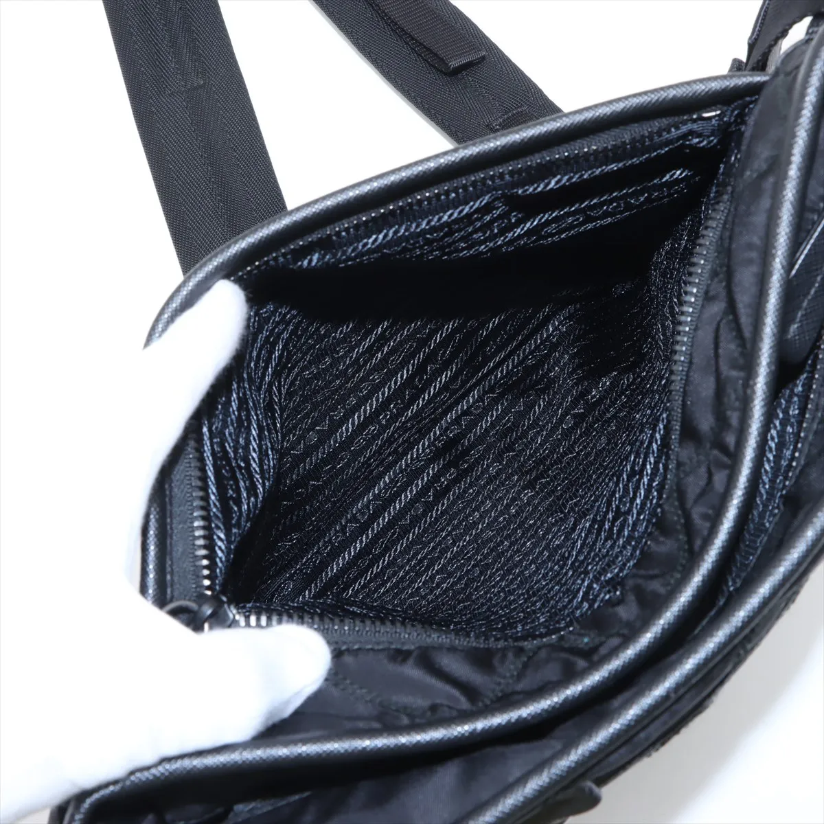 nylon x leather shoulder bag black — view 7
