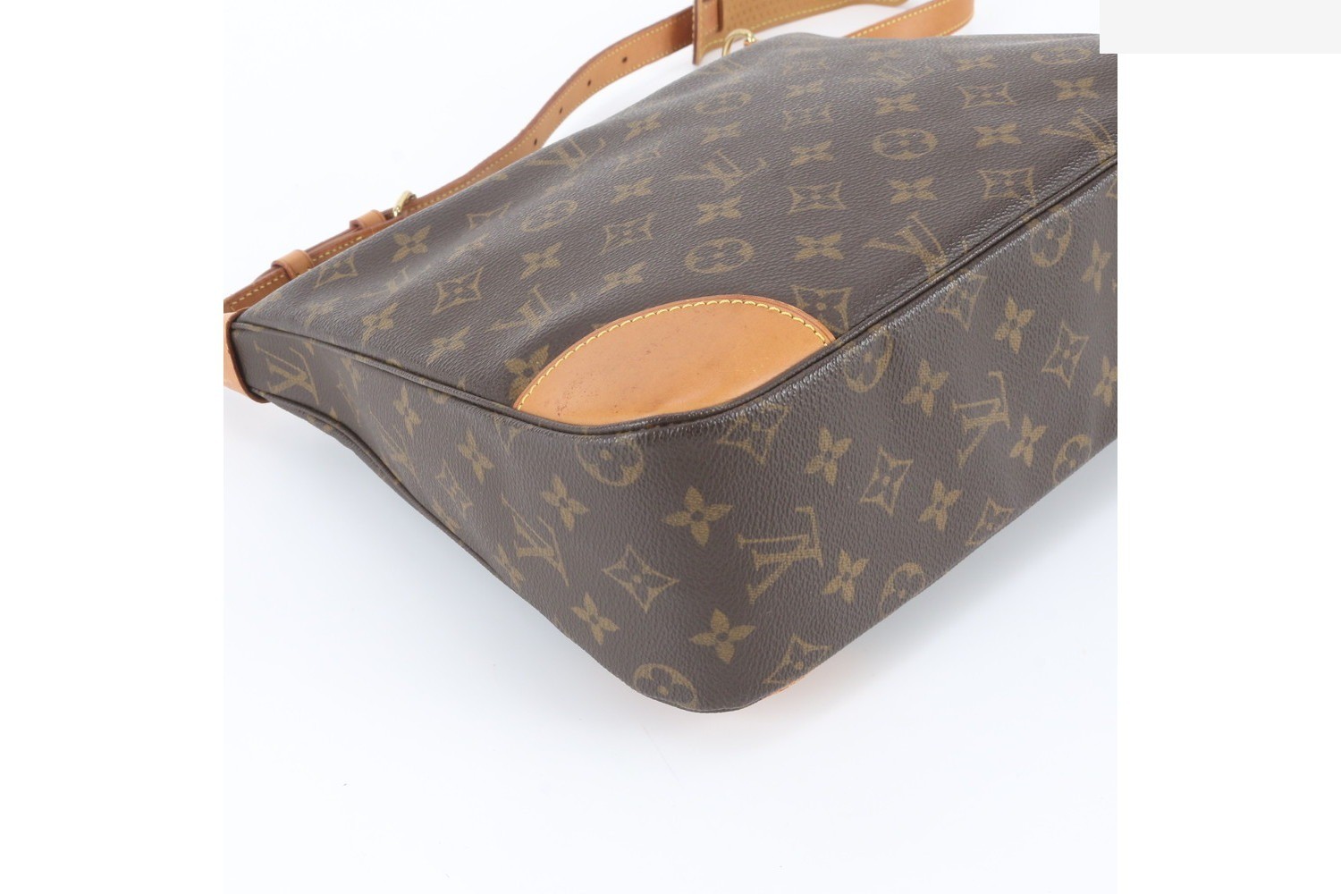 Monogram Boulogne 30 M51265 Leather Shoulder Bag — view 5