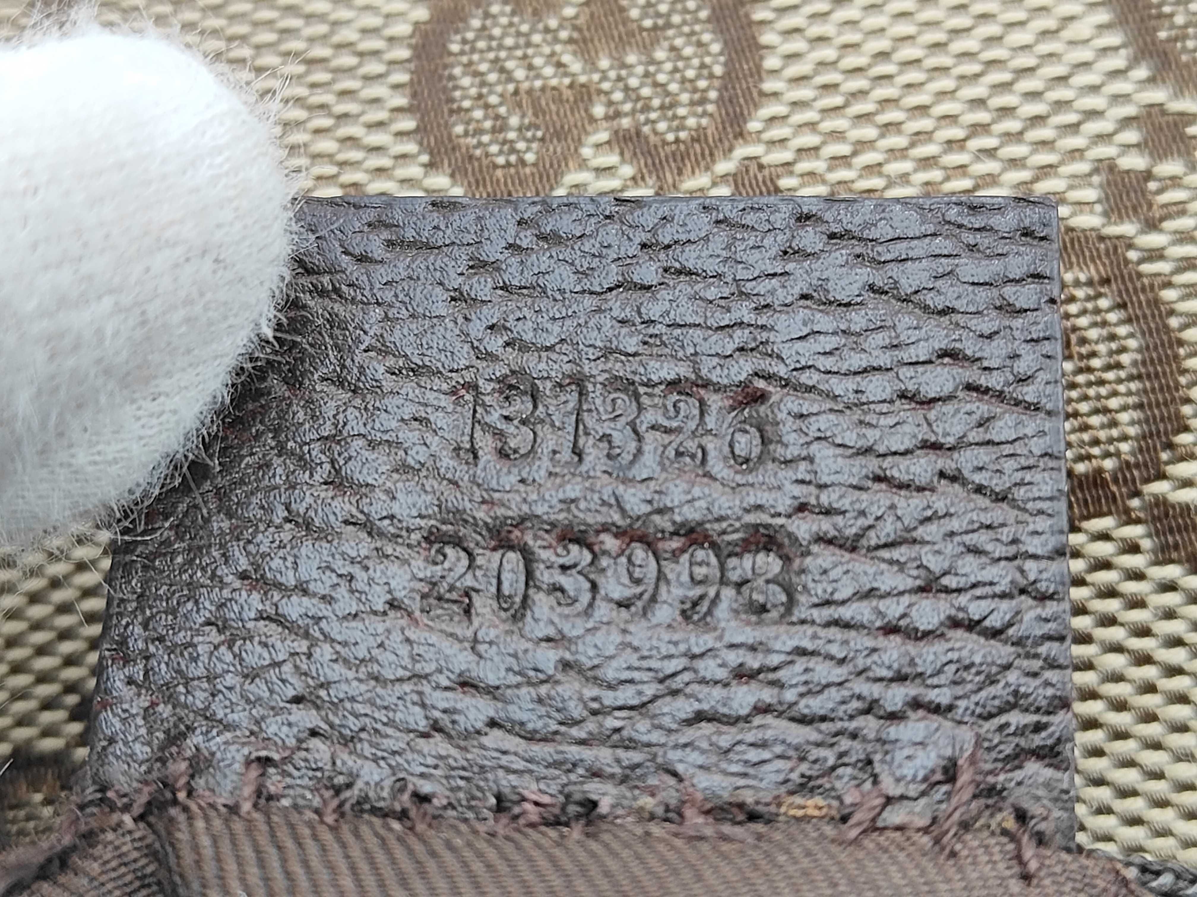 GG Canvas Shoulder Bag — view 12