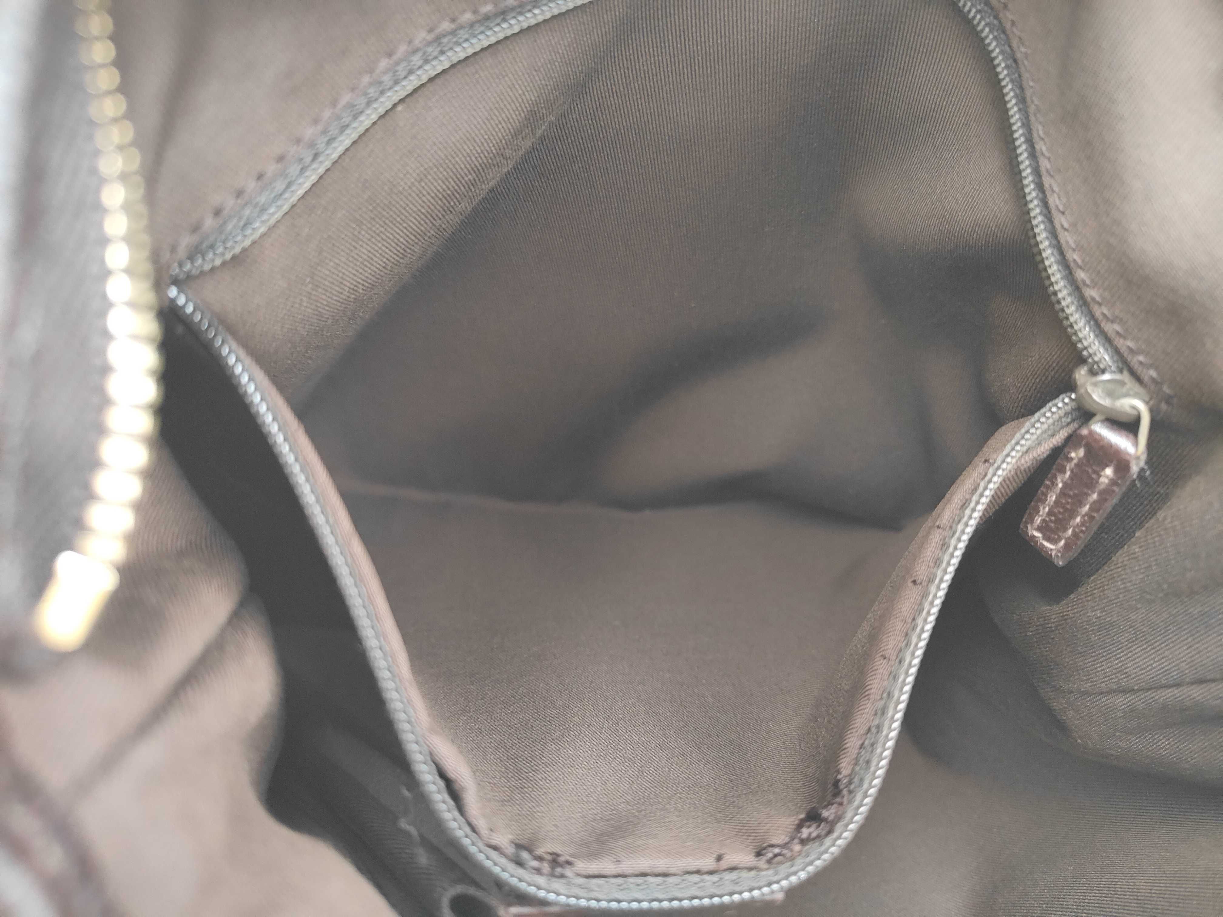 GG Canvas Shoulder Bag — view 10