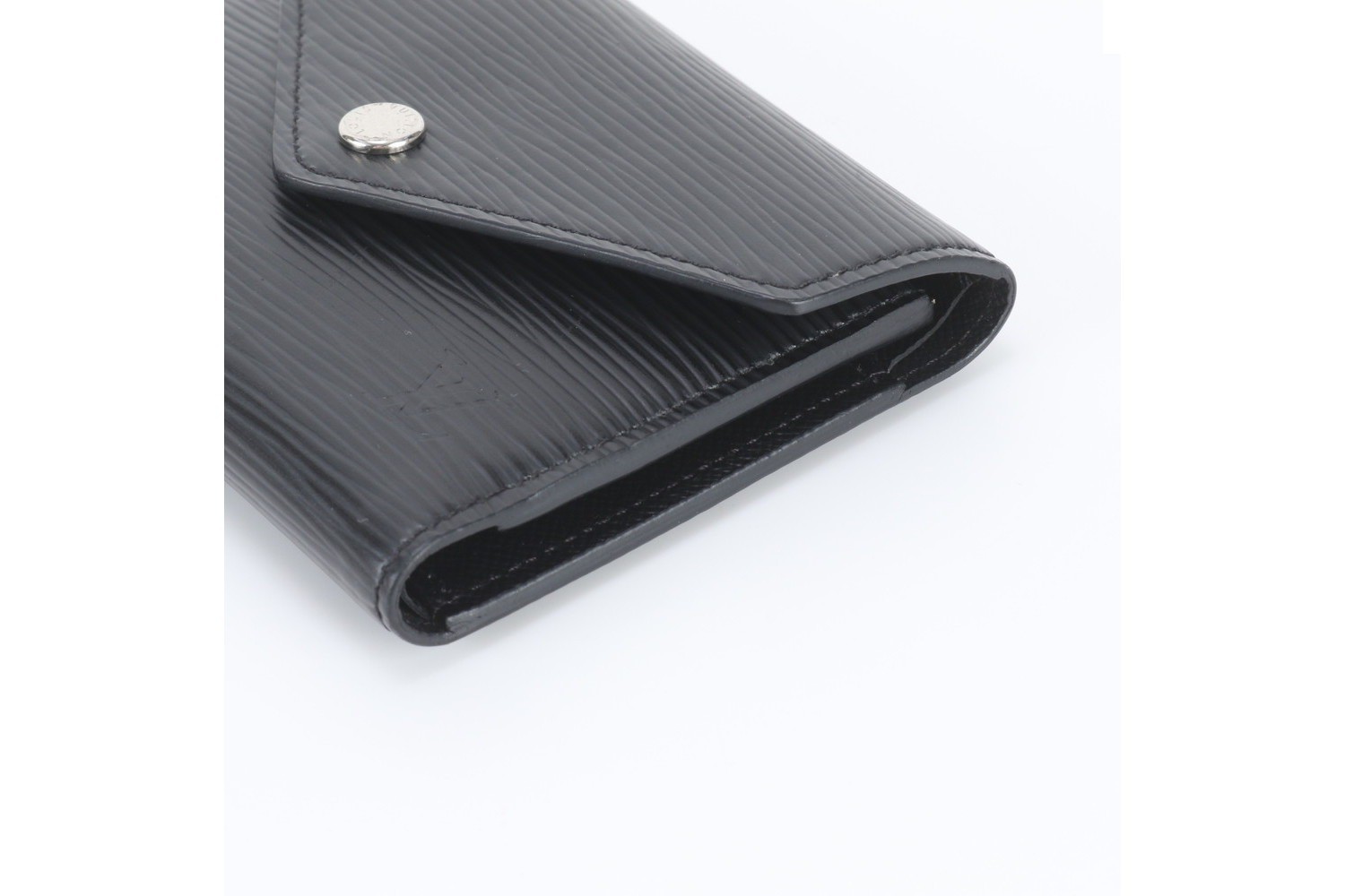 Epi Portefeuille Victorine M62173 Leather Tri-fold Wallet — view 3