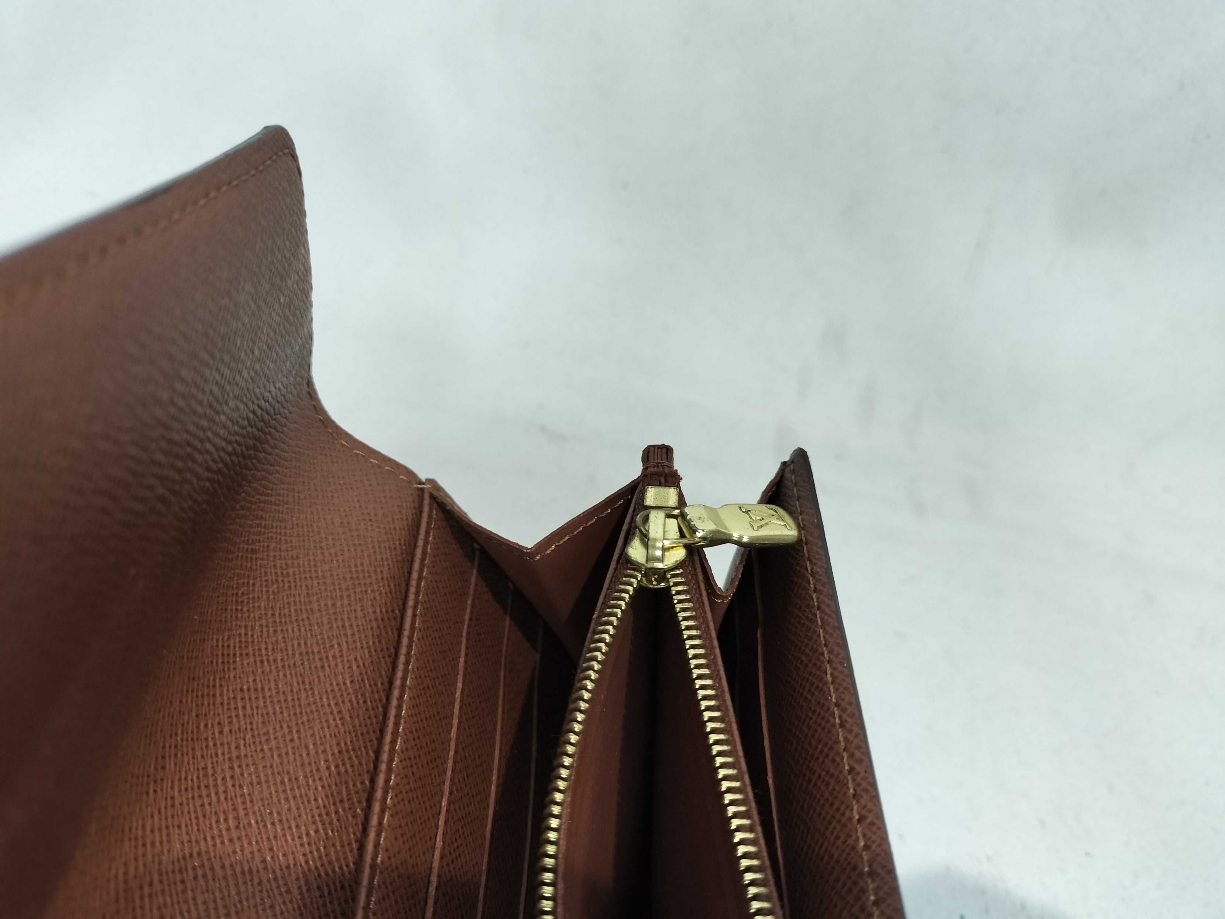 Monogram Portefeuille Sarah Long Wallet — view 9