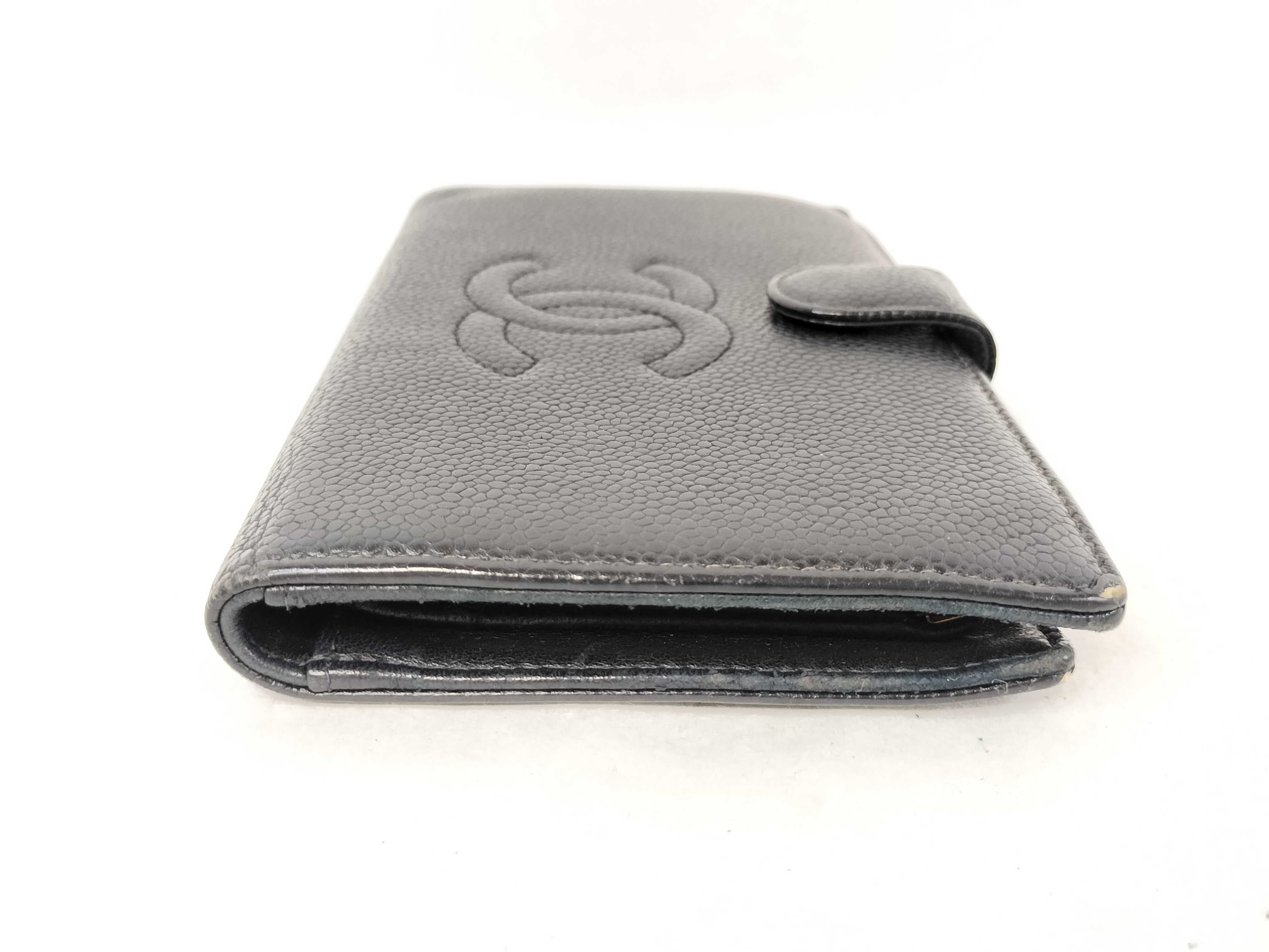 Coco Mark Clasp Bi-fold Long Wallet Black — view 5