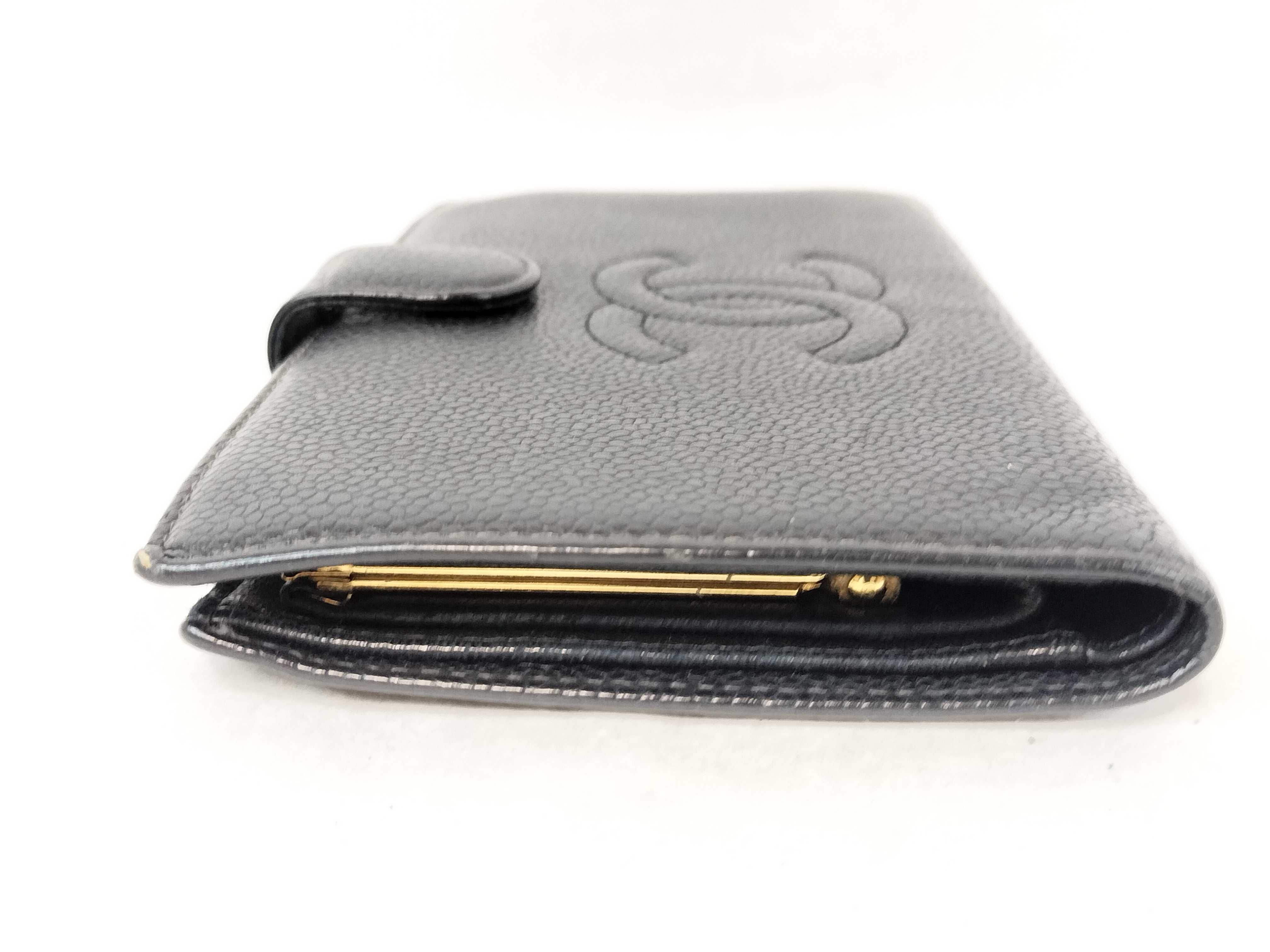 Coco Mark Clasp Bi-fold Long Wallet Black — view 7