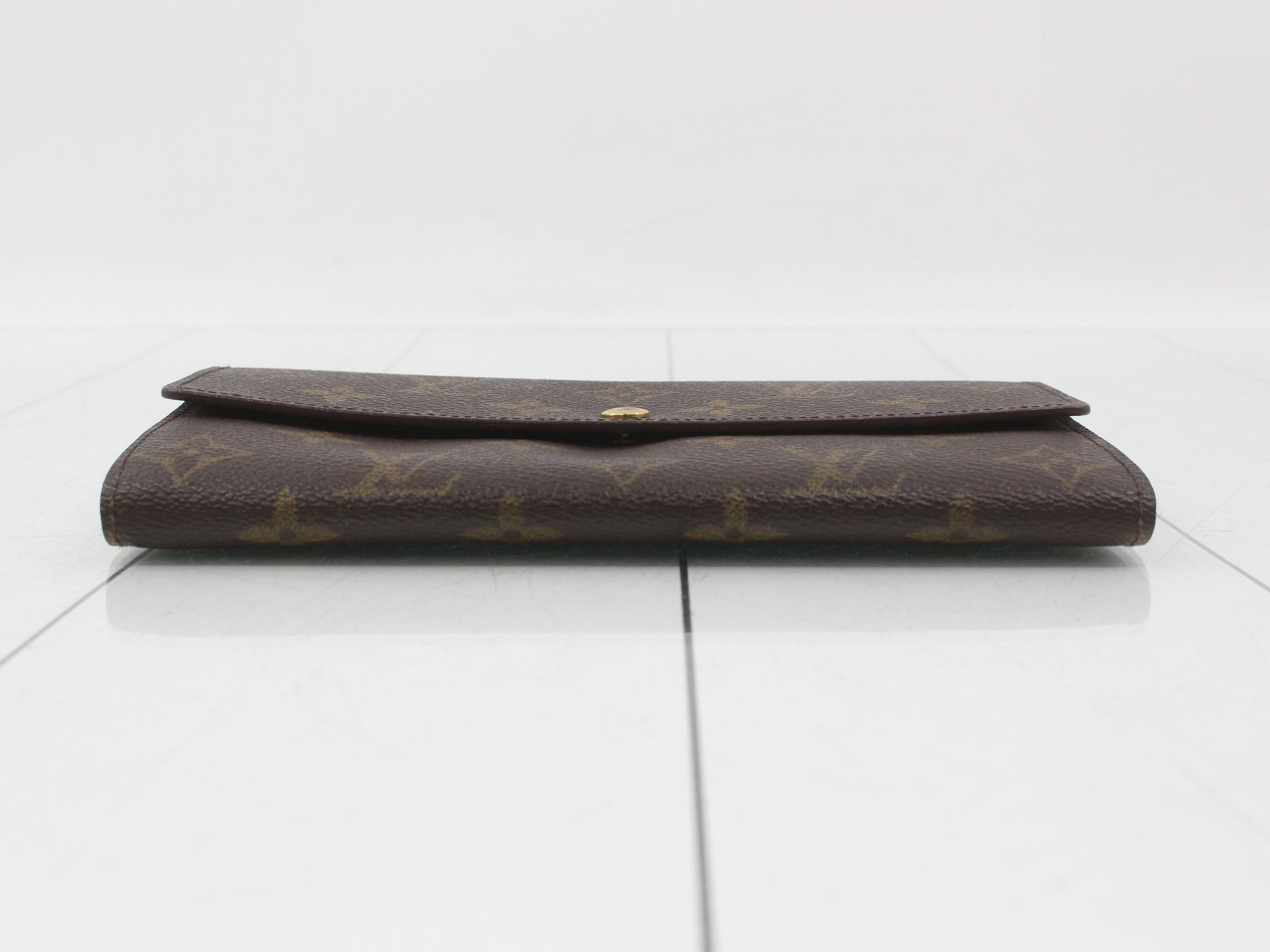 M61734 Monogram Portefeuille Sarah Long Wallet — view 3