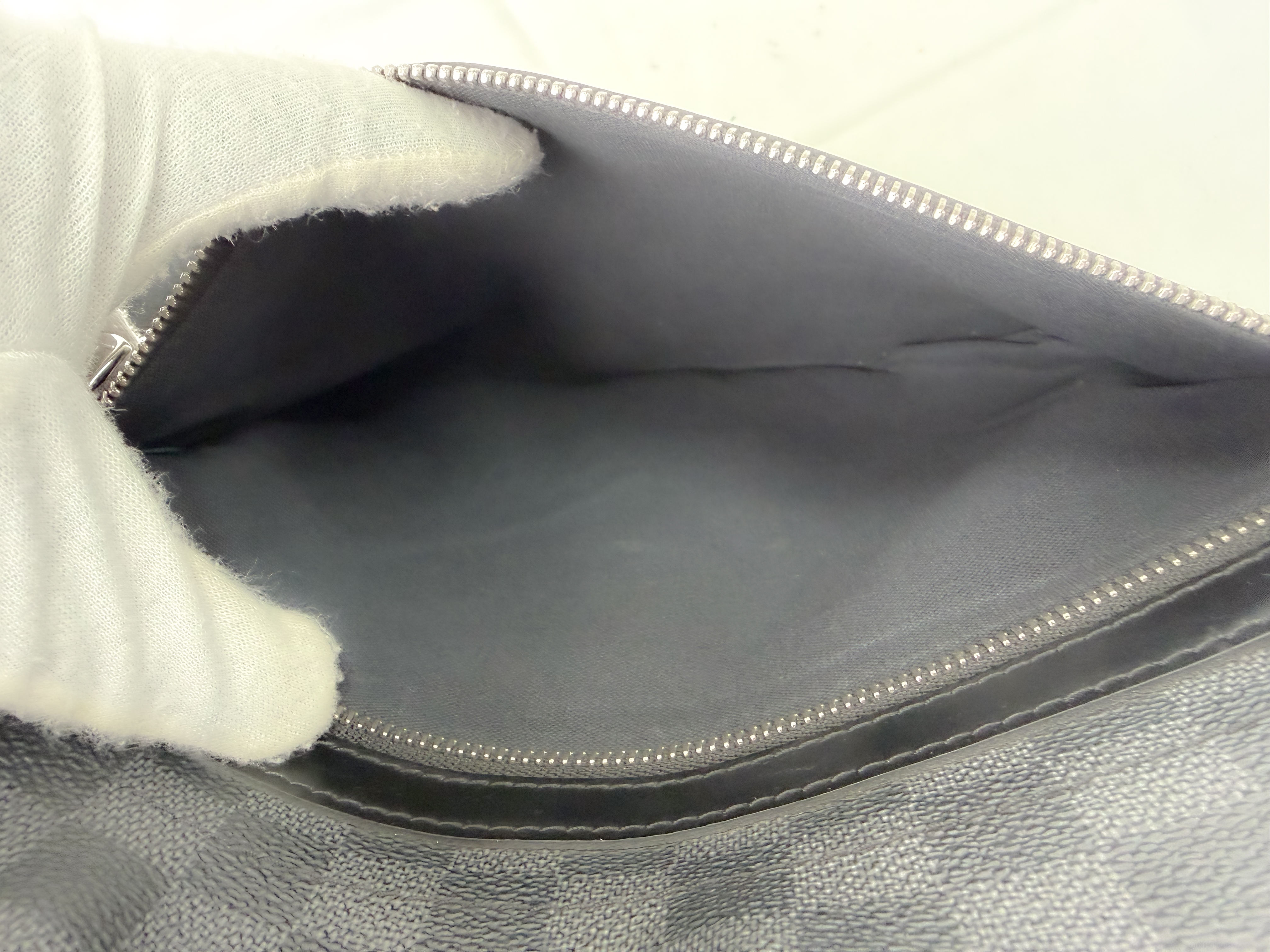 Damier Graphite N58029 Daniel MM SP0112 Shoulder Bag — view 12