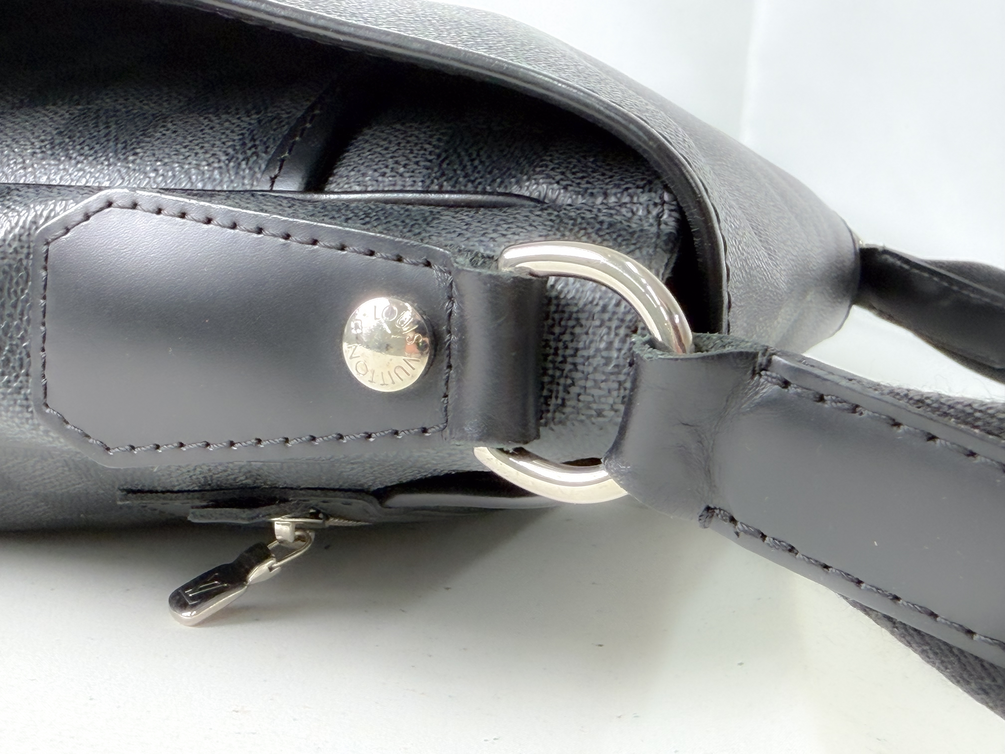 Damier Graphite N58029 Daniel MM SP0112 Shoulder Bag — view 7