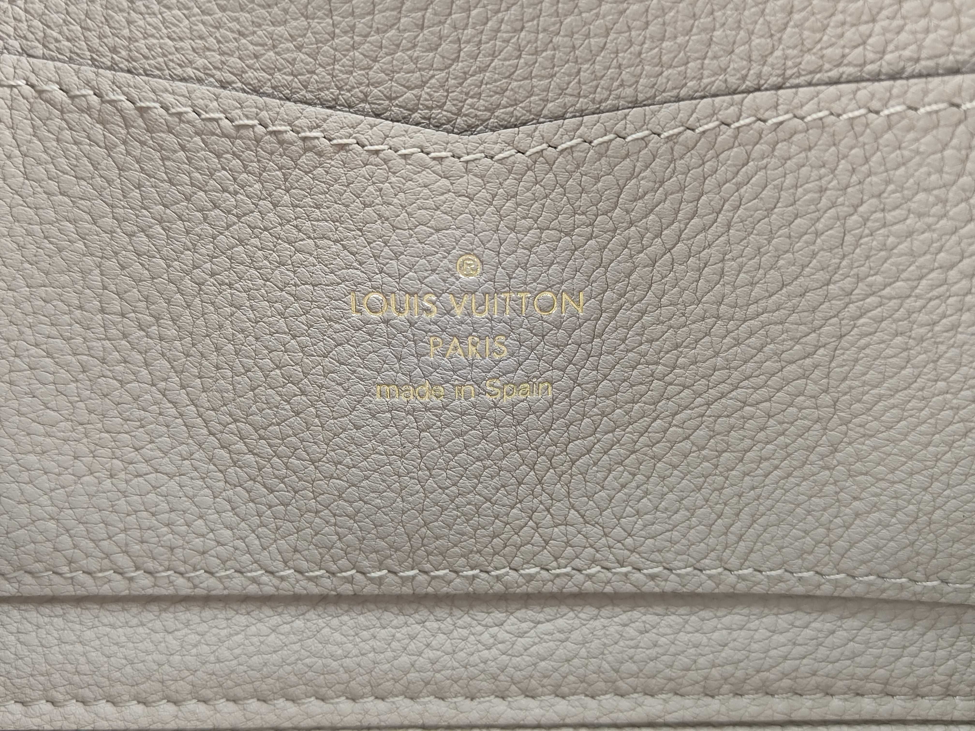 LV logo Zippy Lockme M80674 wallet — view 10