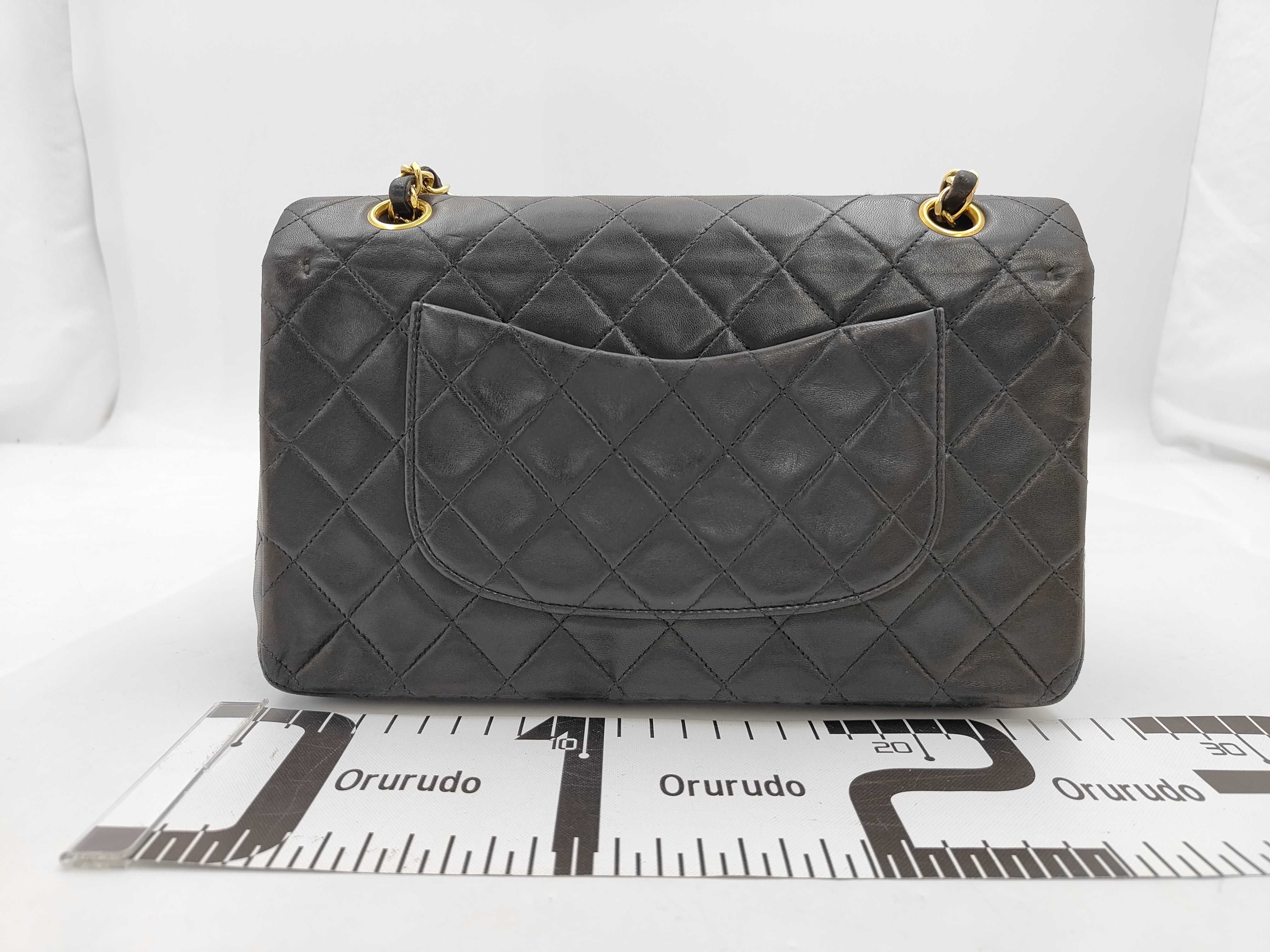 Matelassé 25 Lambskin Double Flap Double Chain Shoulder Bag — view 2