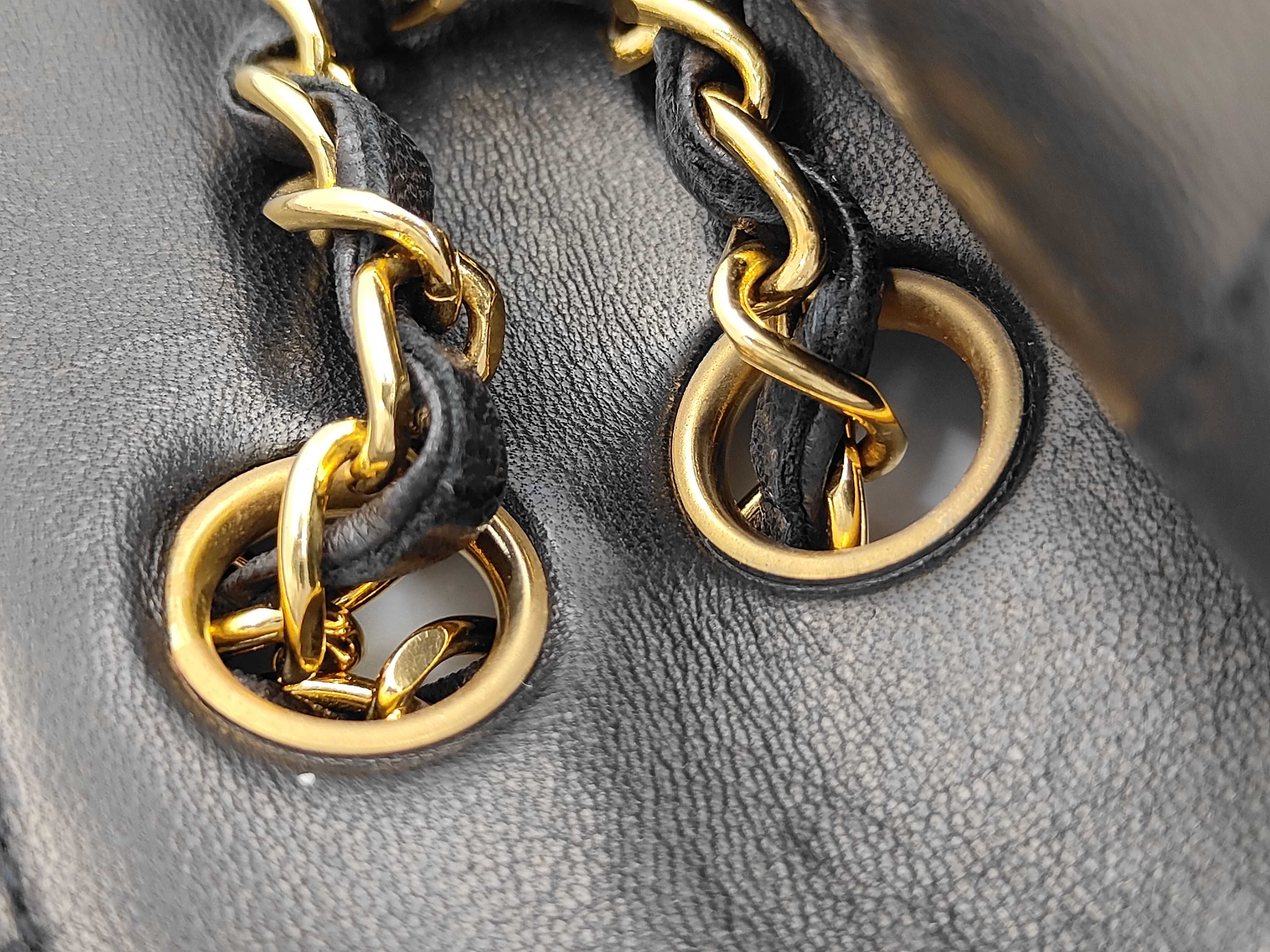 Matelassé 25 Lambskin Double Flap Double Chain Shoulder Bag — view 13