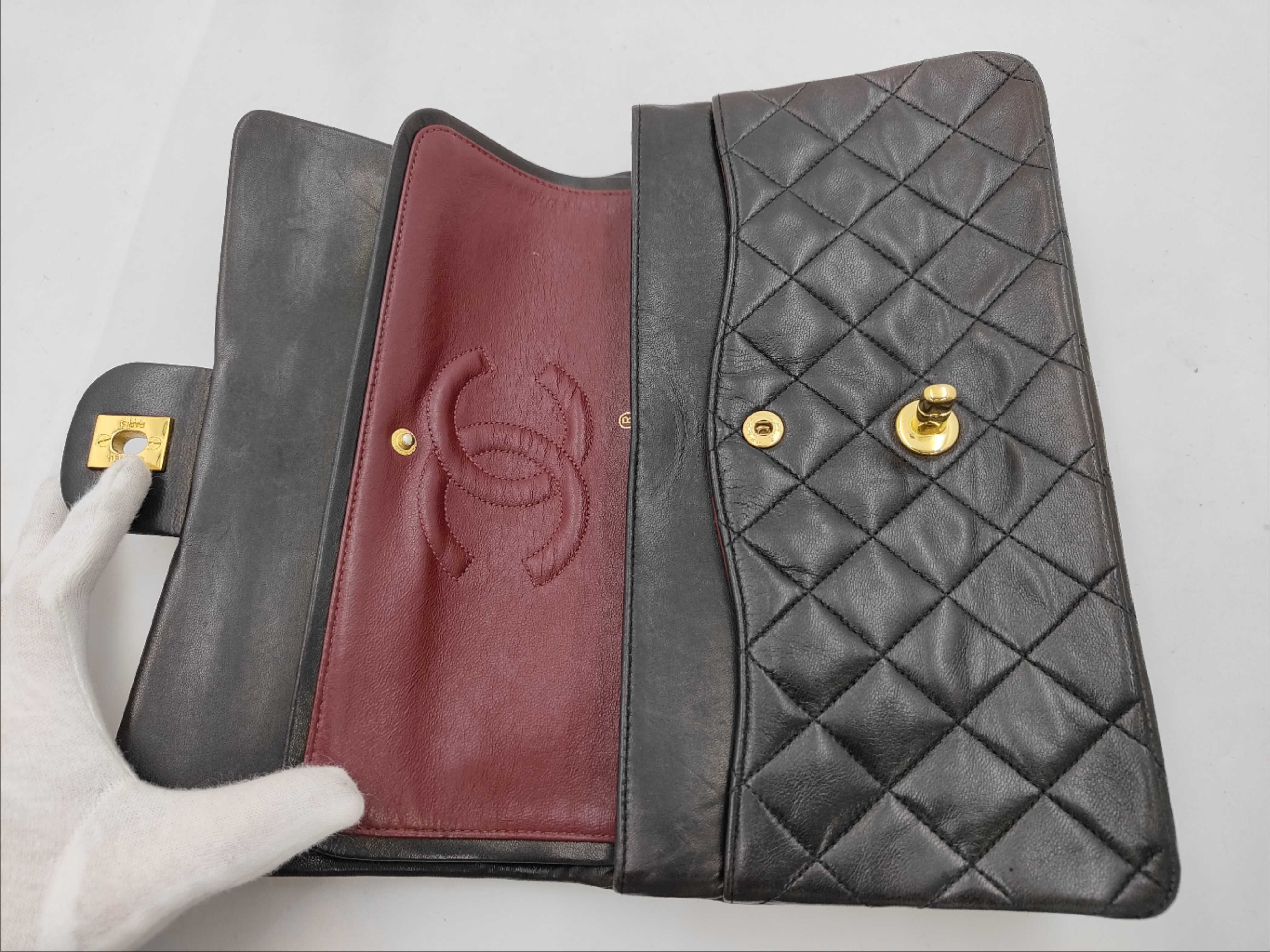Matelassé 25 Lambskin Double Flap Double Chain Shoulder Bag — view 14