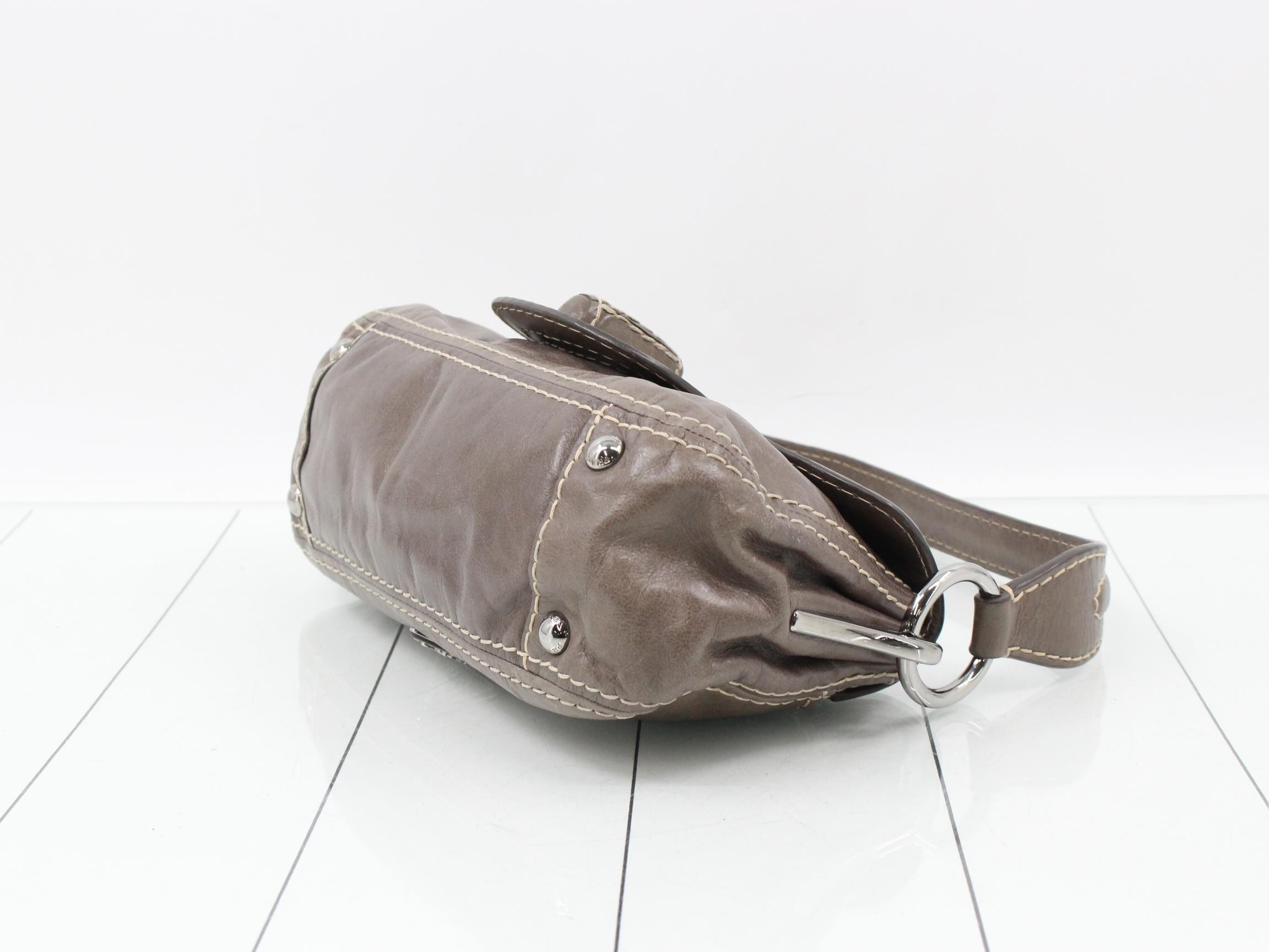 Vitello One-Shoulder Bag, Turn-Lock, Leather, Greige — view 6