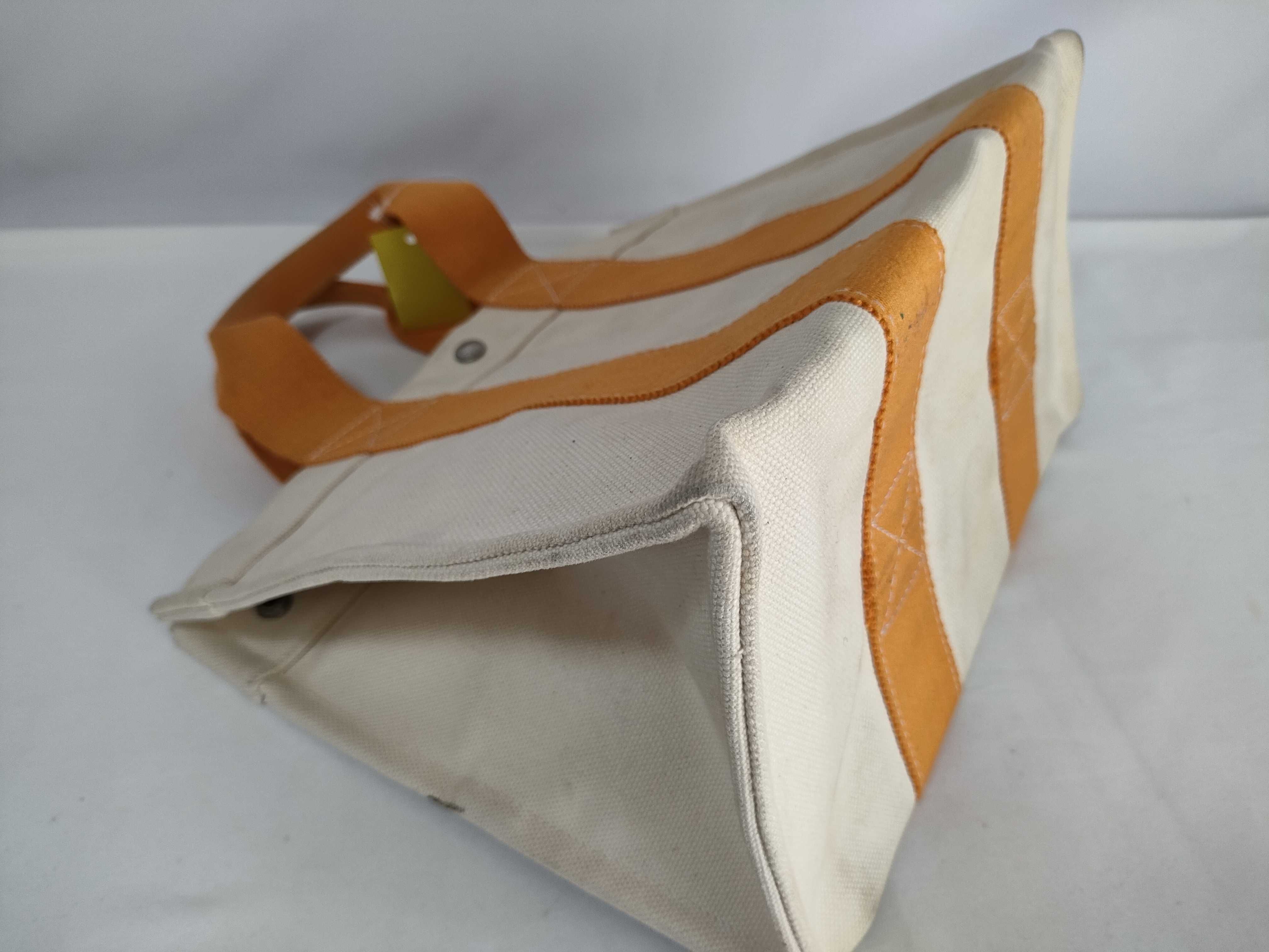 Bora PM Tote Bag — view 6