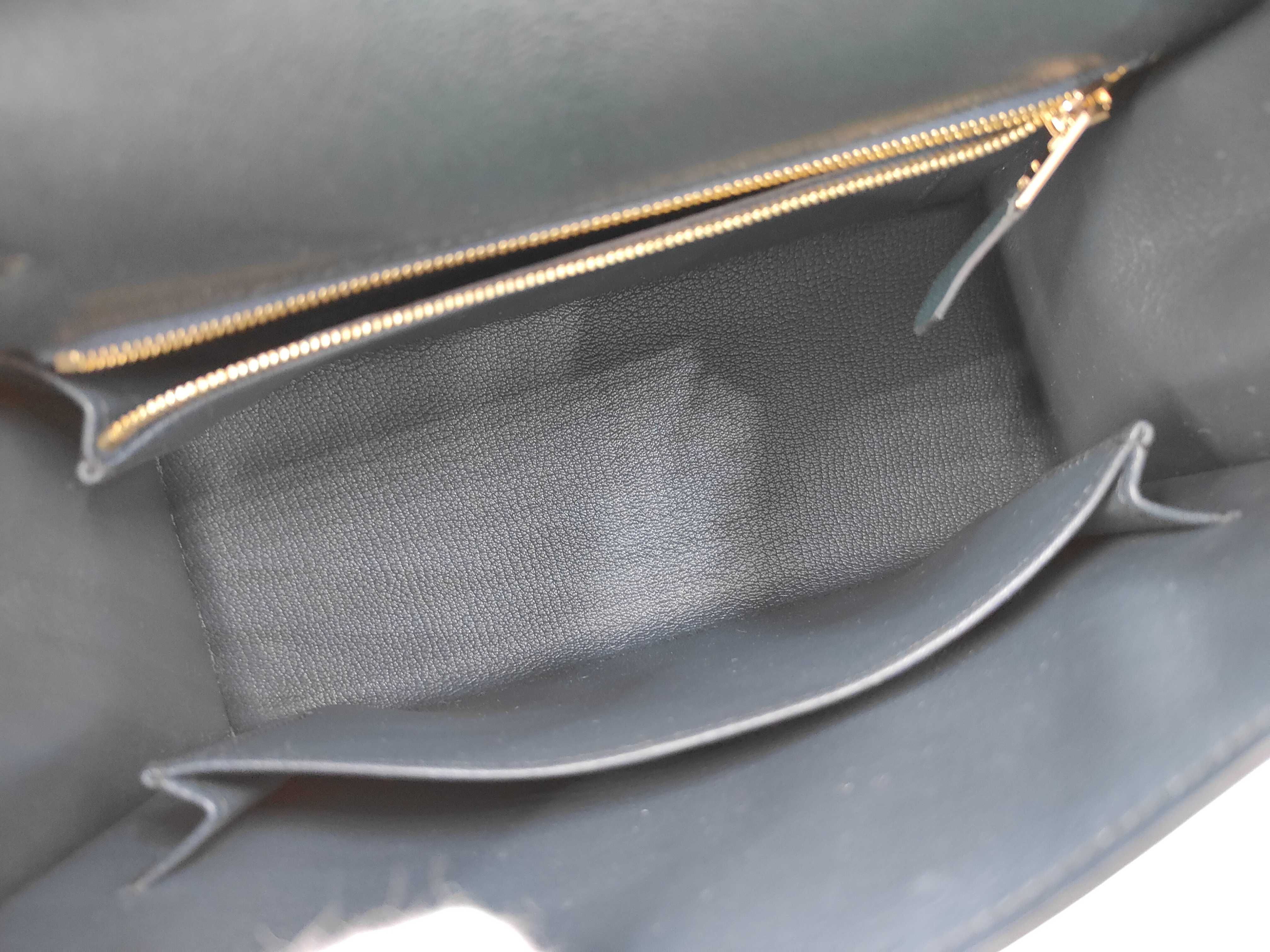 Kelly 25 Sellier Chevre Shamkira Vert Rousseau Gold Hardware G Stamp Handbag — view 8