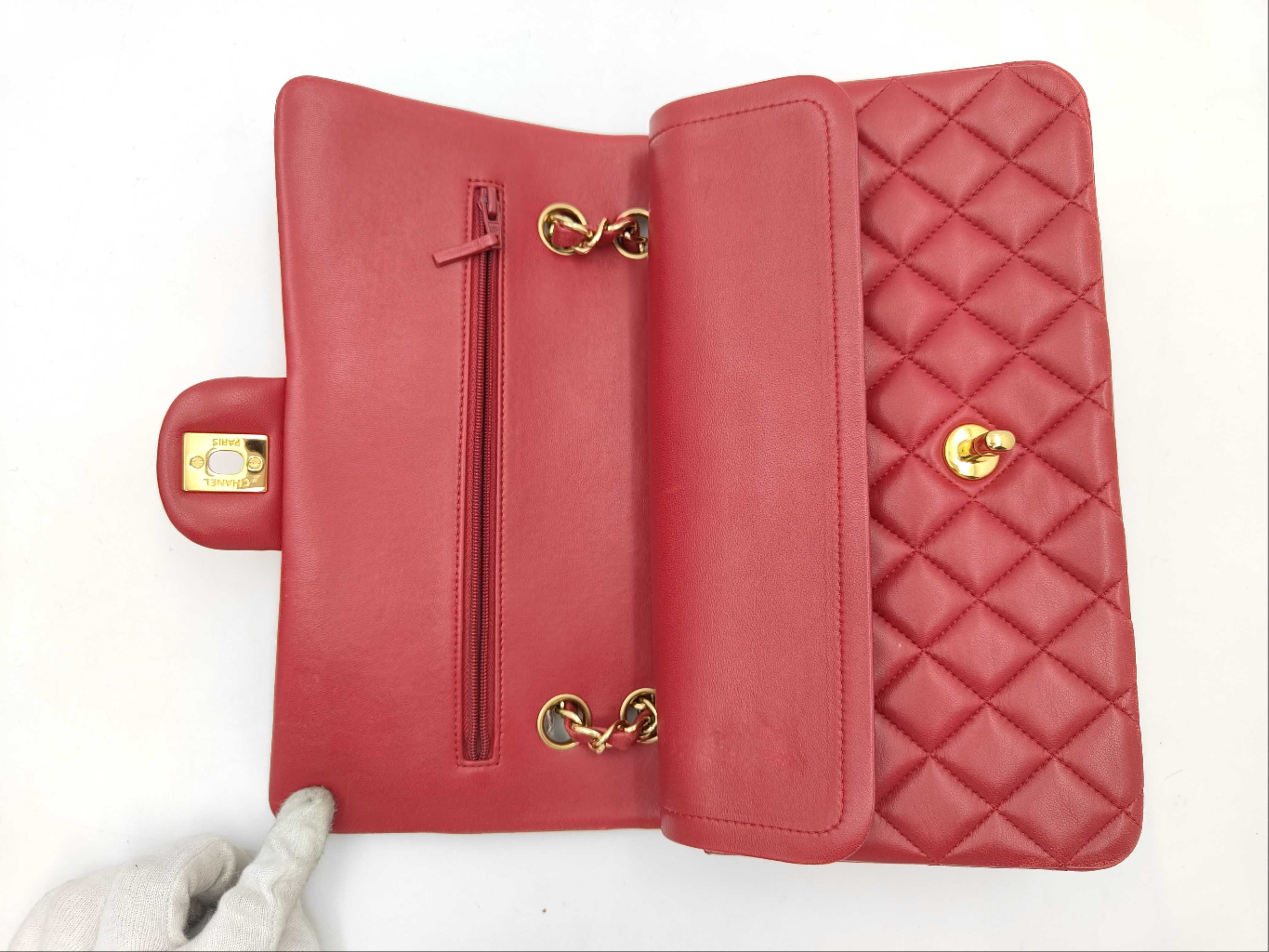 Matelassé Double Flap Red Shoulder Bag — view 8