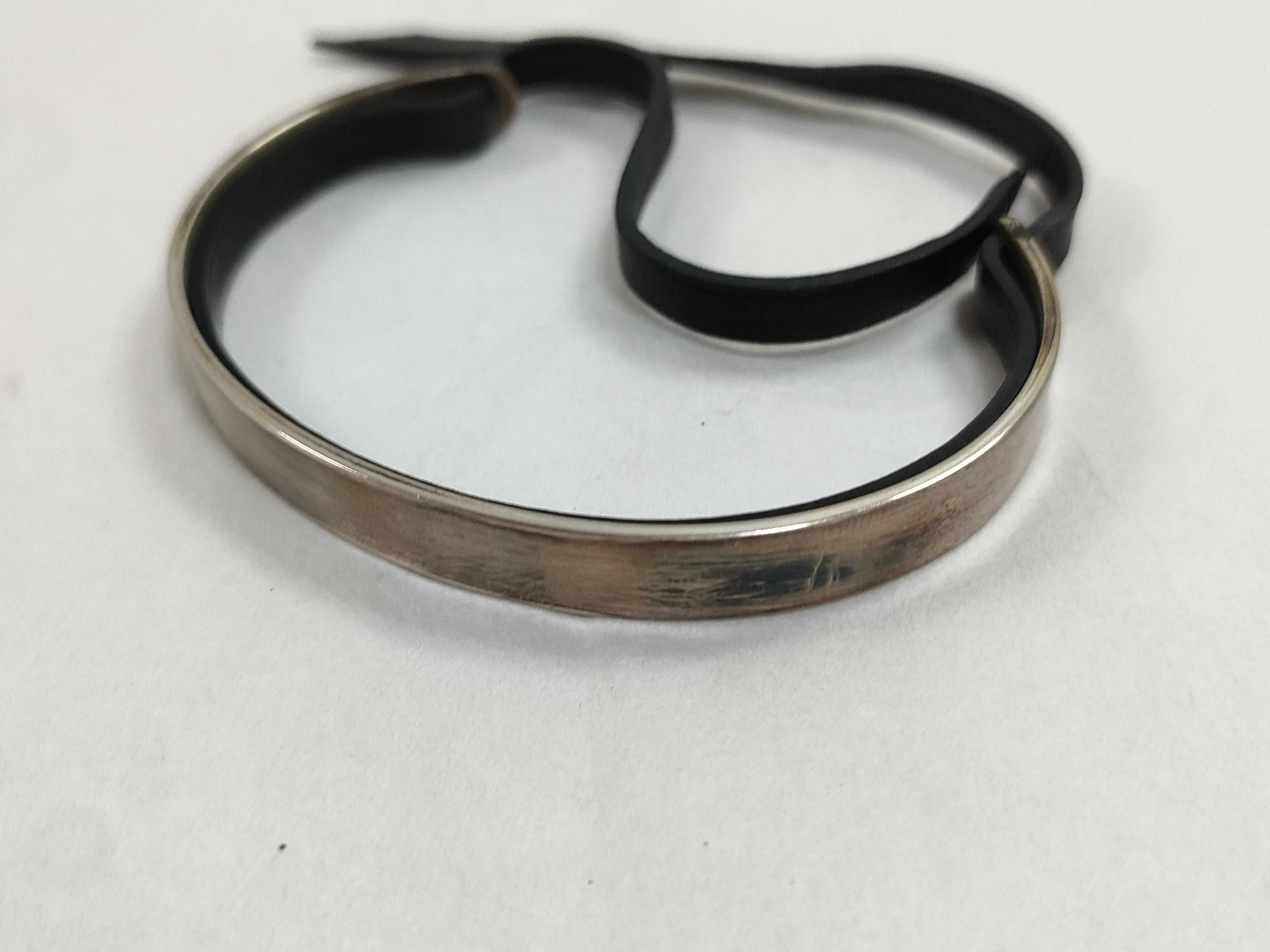 Cartouche Bracelet/Bangle — view 9