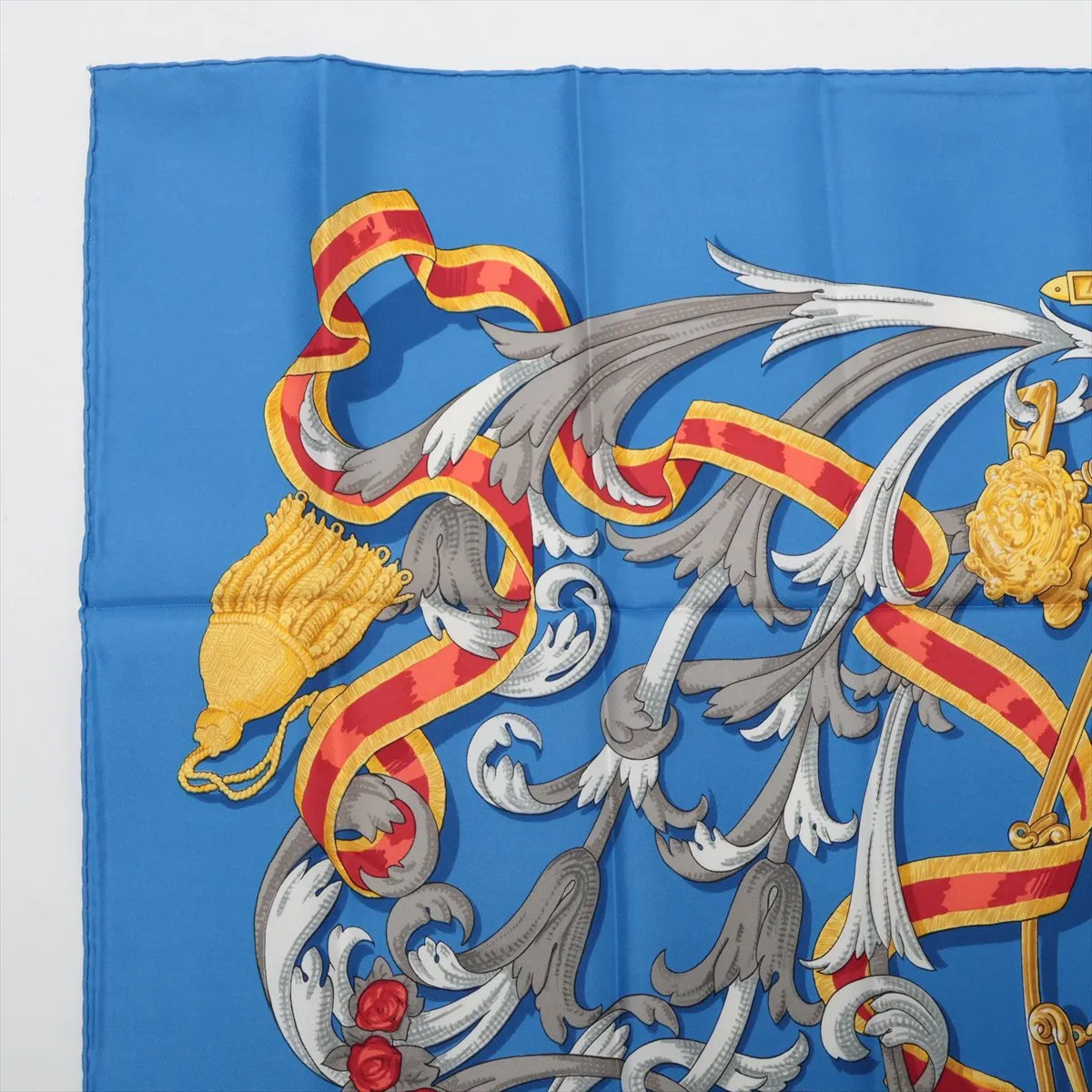 Carre 90 LE MORS A LA CONETABLE (The Elegance of a Bridle) Silk Scarf, Blue. — view 2