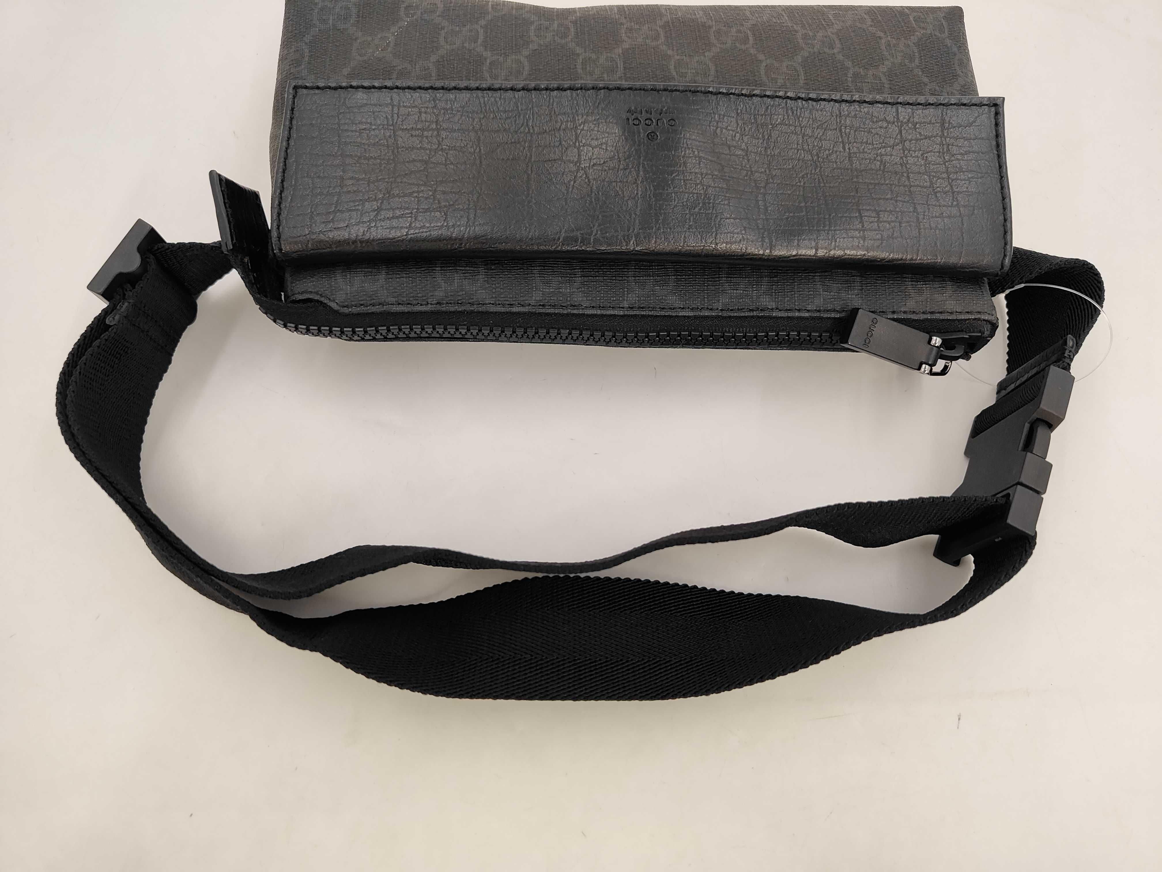 GG Supreme 161833 Waist Bag — view 5