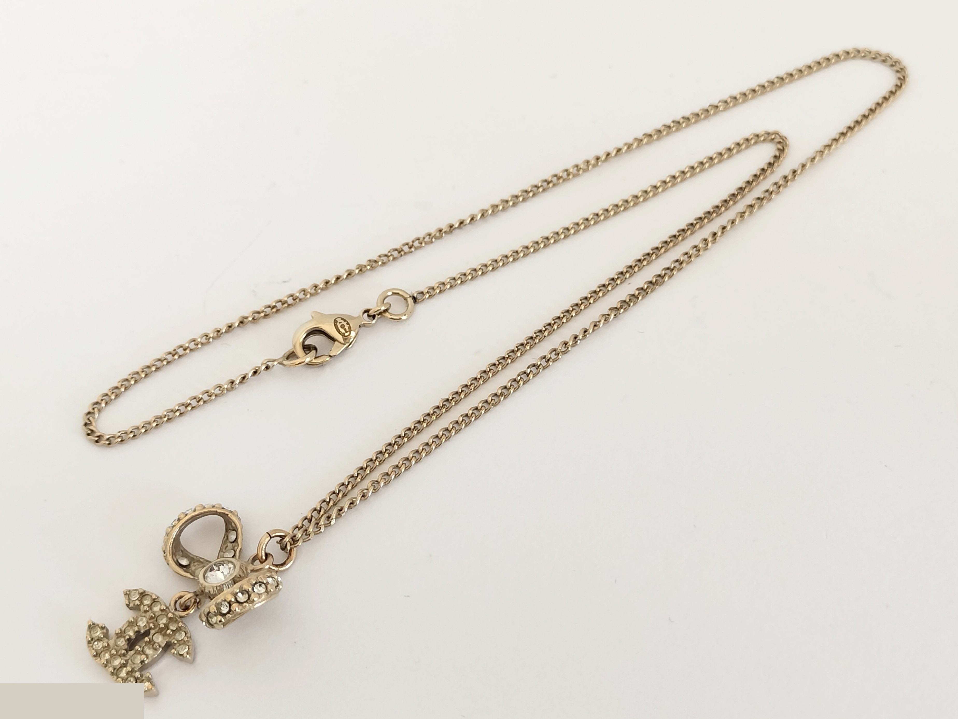 Coco Rhinestone Ribbon Gold Necklace (Chain approx. 44cm) — view 2