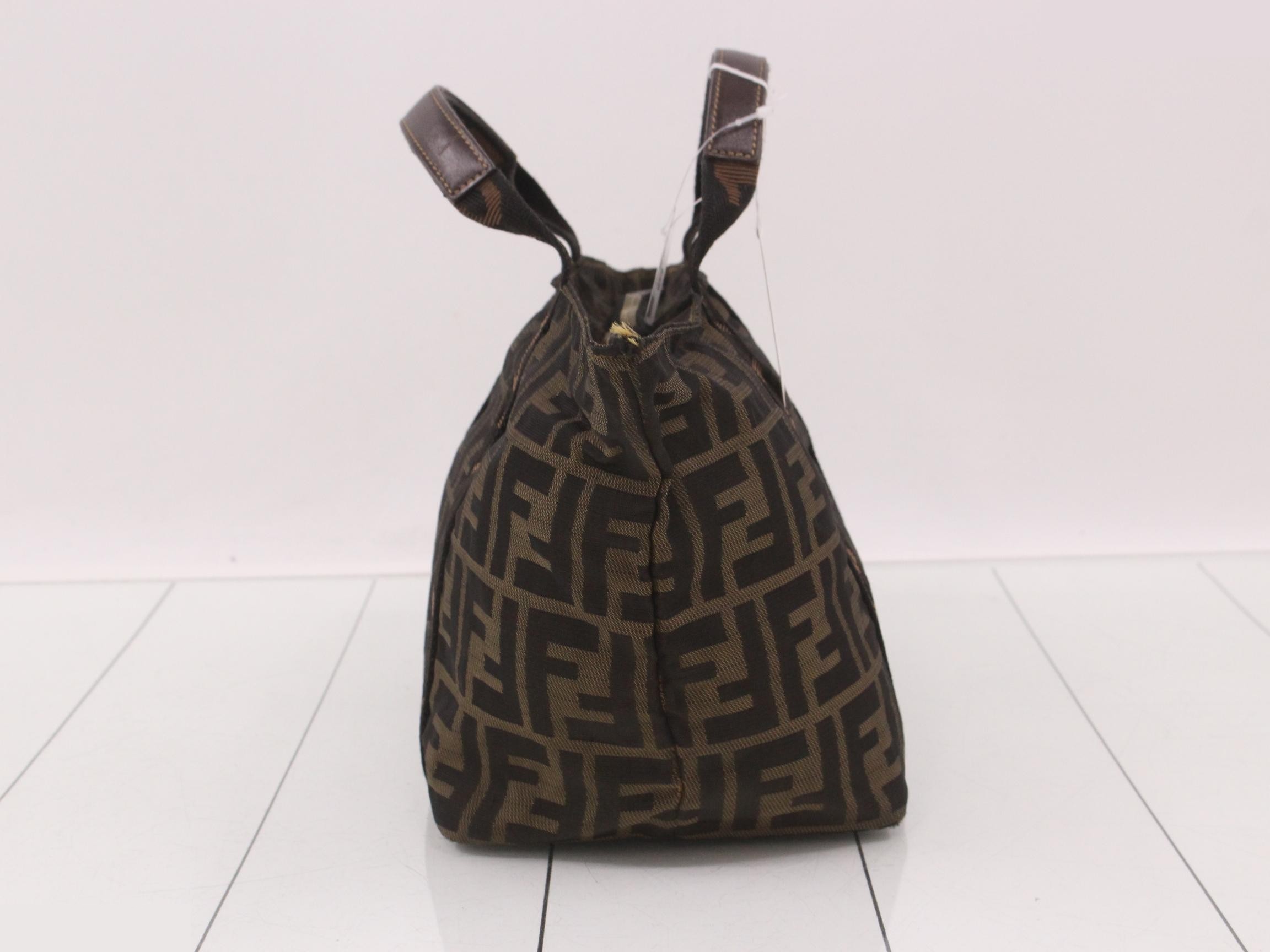 handbag — view 3