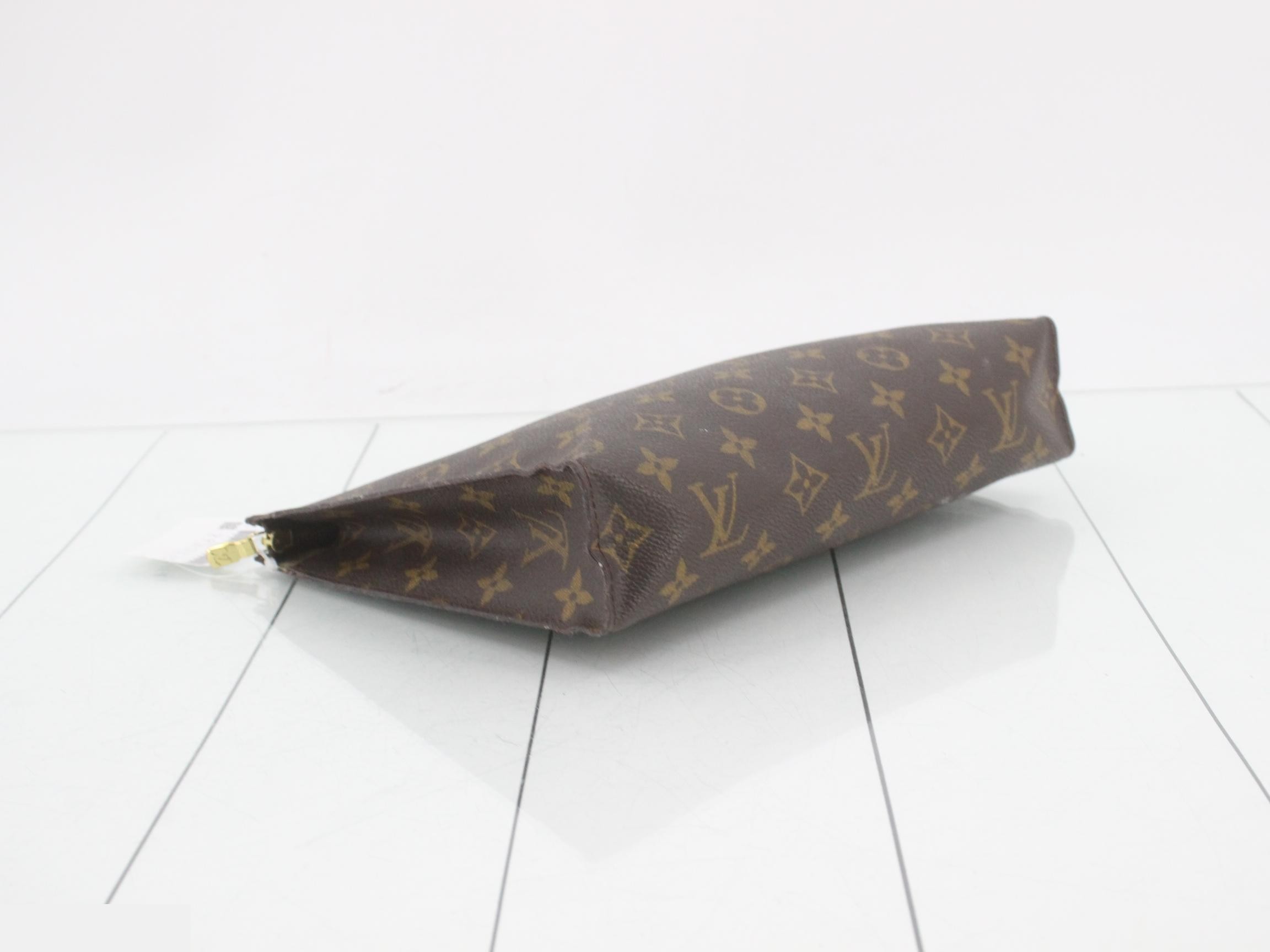 Monogram Pochette Toilette 26 Pouch — view 5