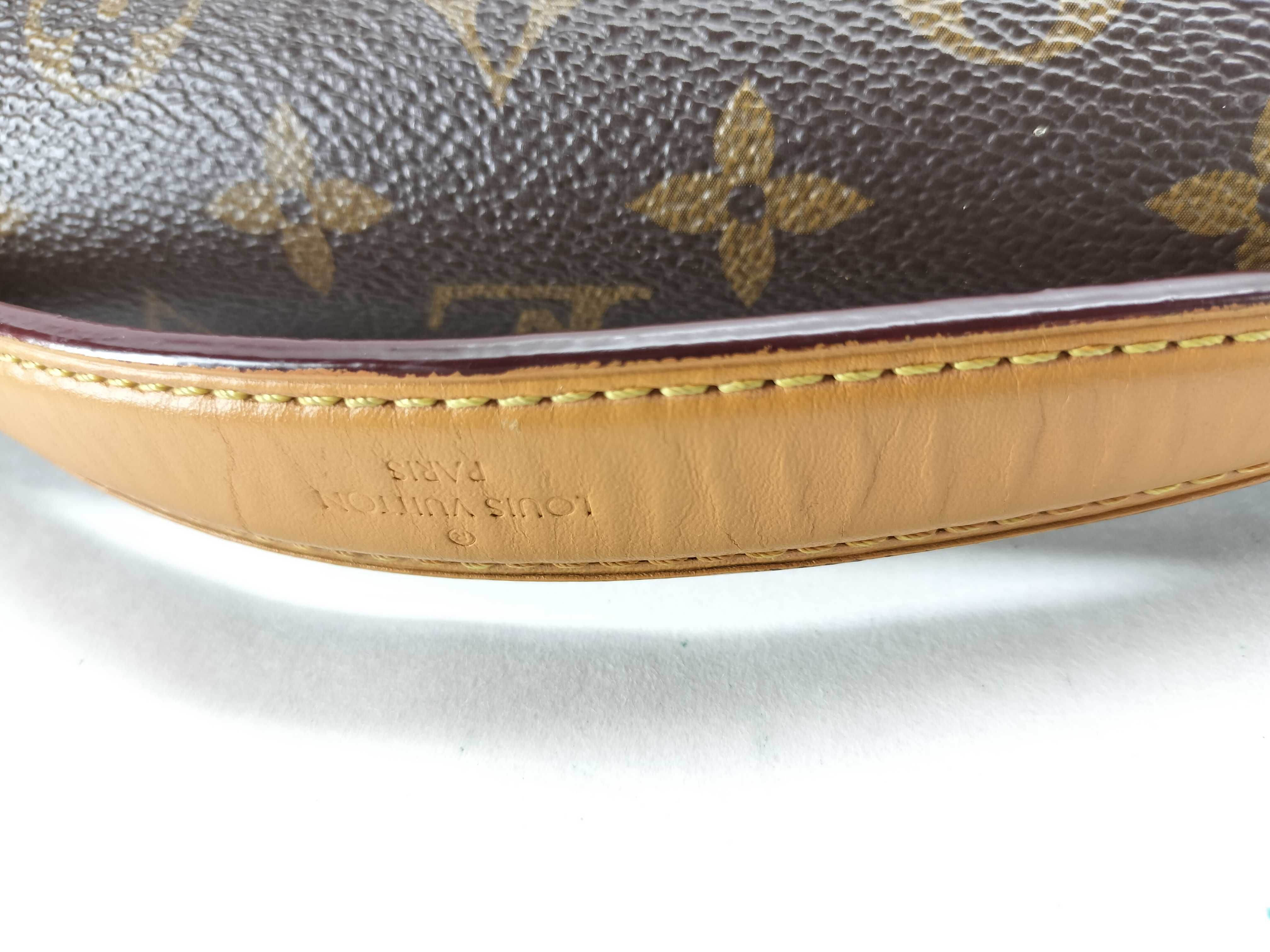Monogram Louis Vuitton Pochette Métis MM Handbag — view 5