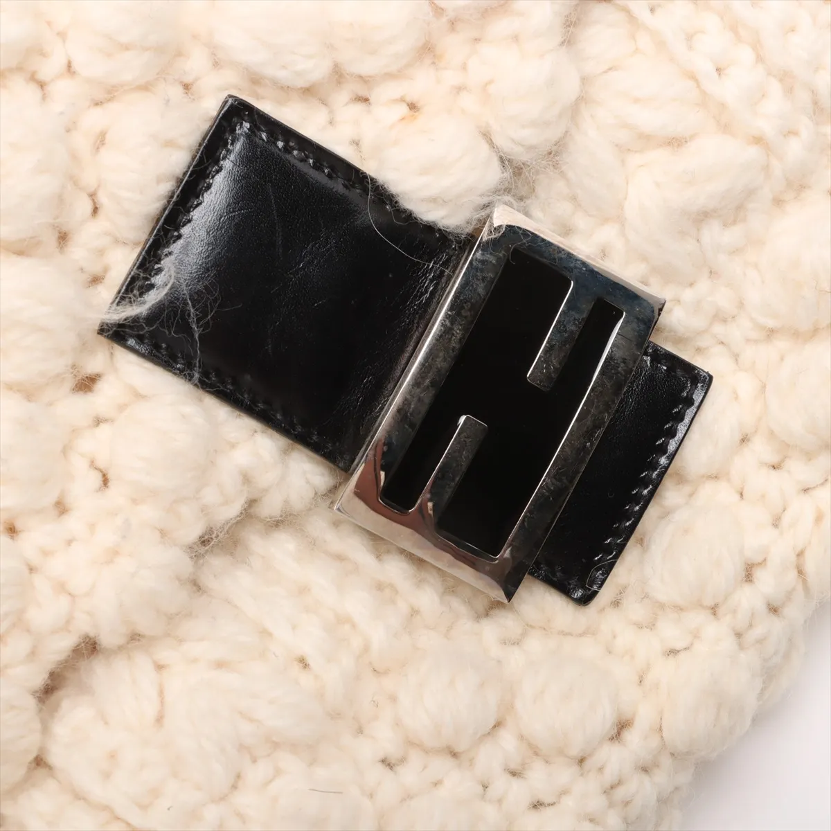 Mamma Bucket Knit x Leather Shoulder Bag White x Black — view 12