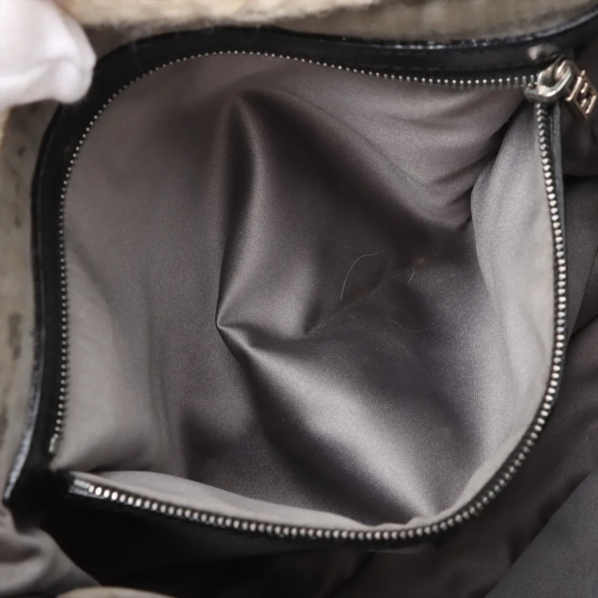 Mamma Bucket Knit x Leather Shoulder Bag White x Black — view 8