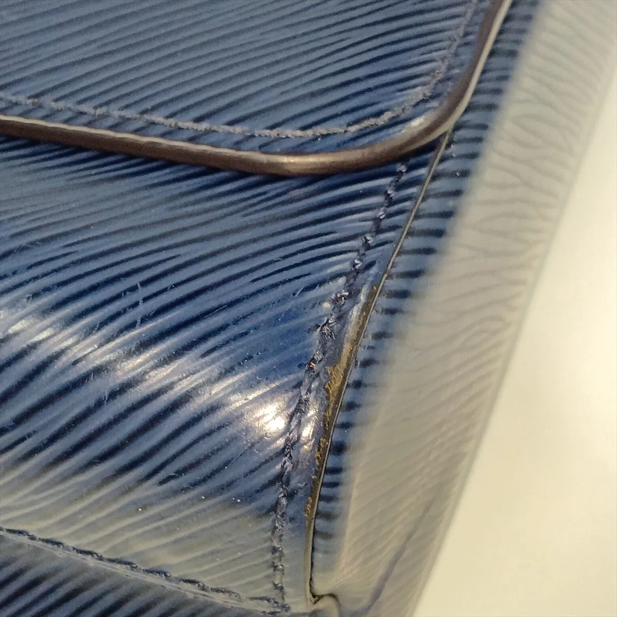 Epi Twist MM M53090 Navy — view 12