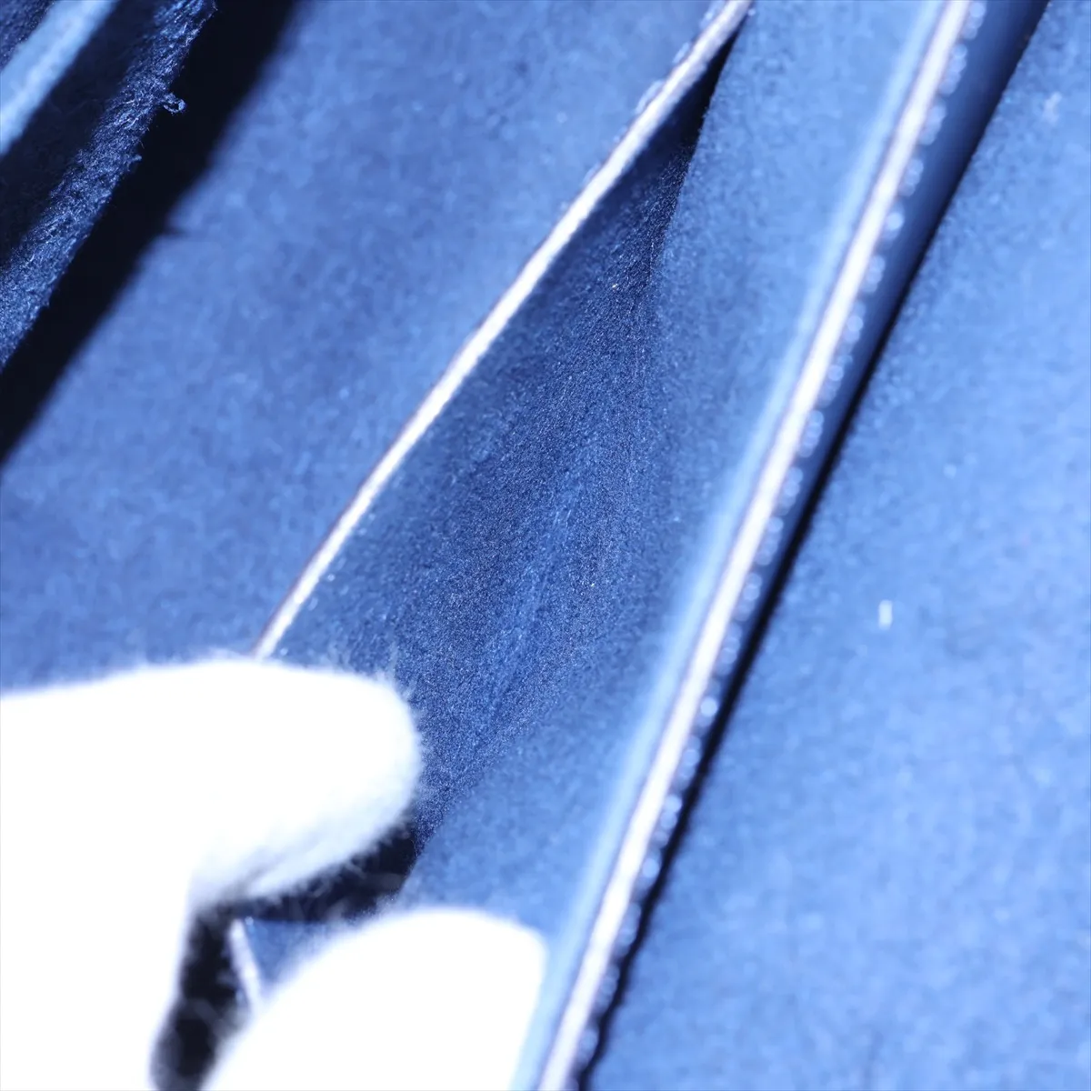 Epi Twist MM M53090 Navy — view 9