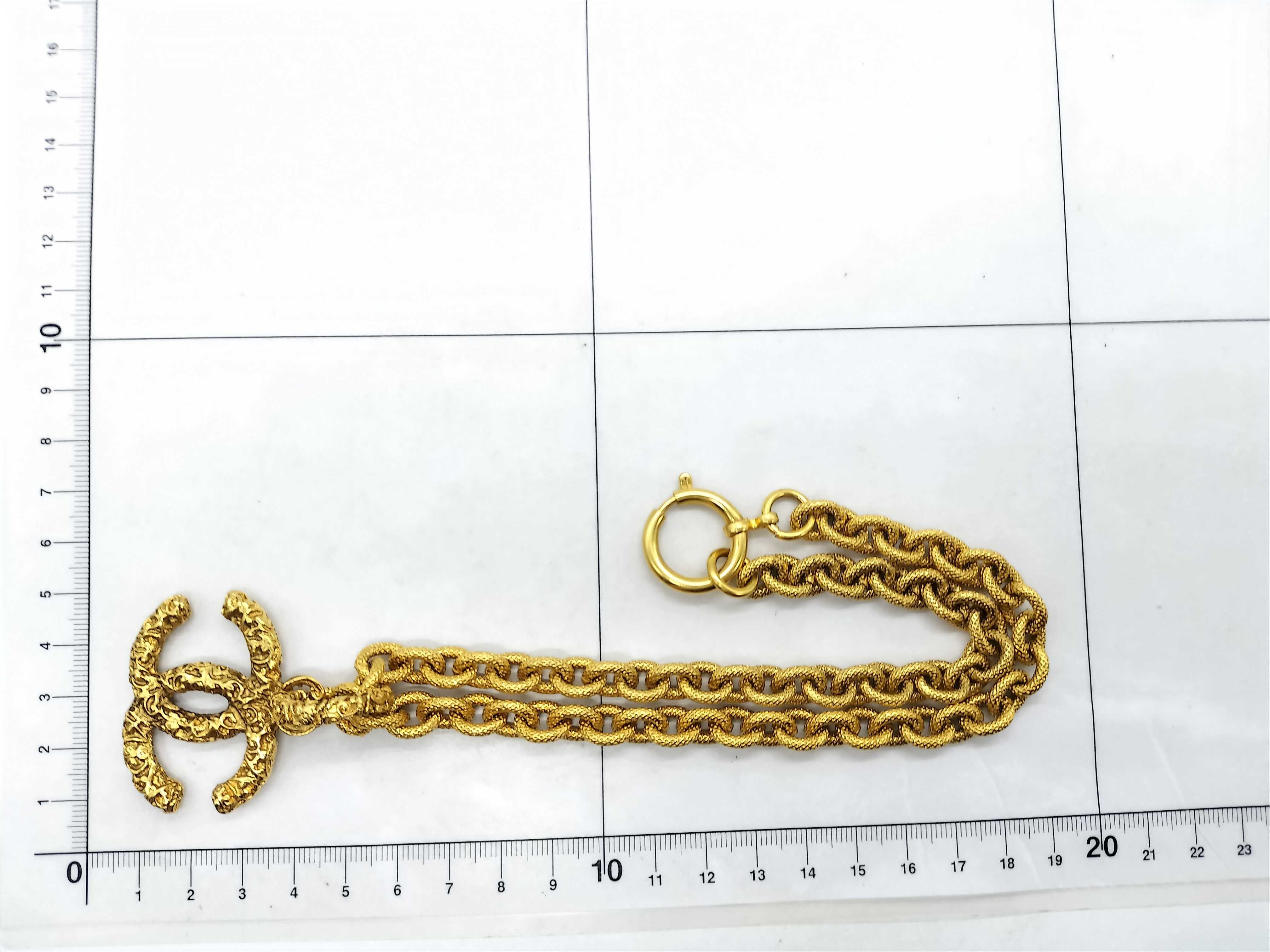 Coco Gold Vintage Necklace 95A Necklace — view 6