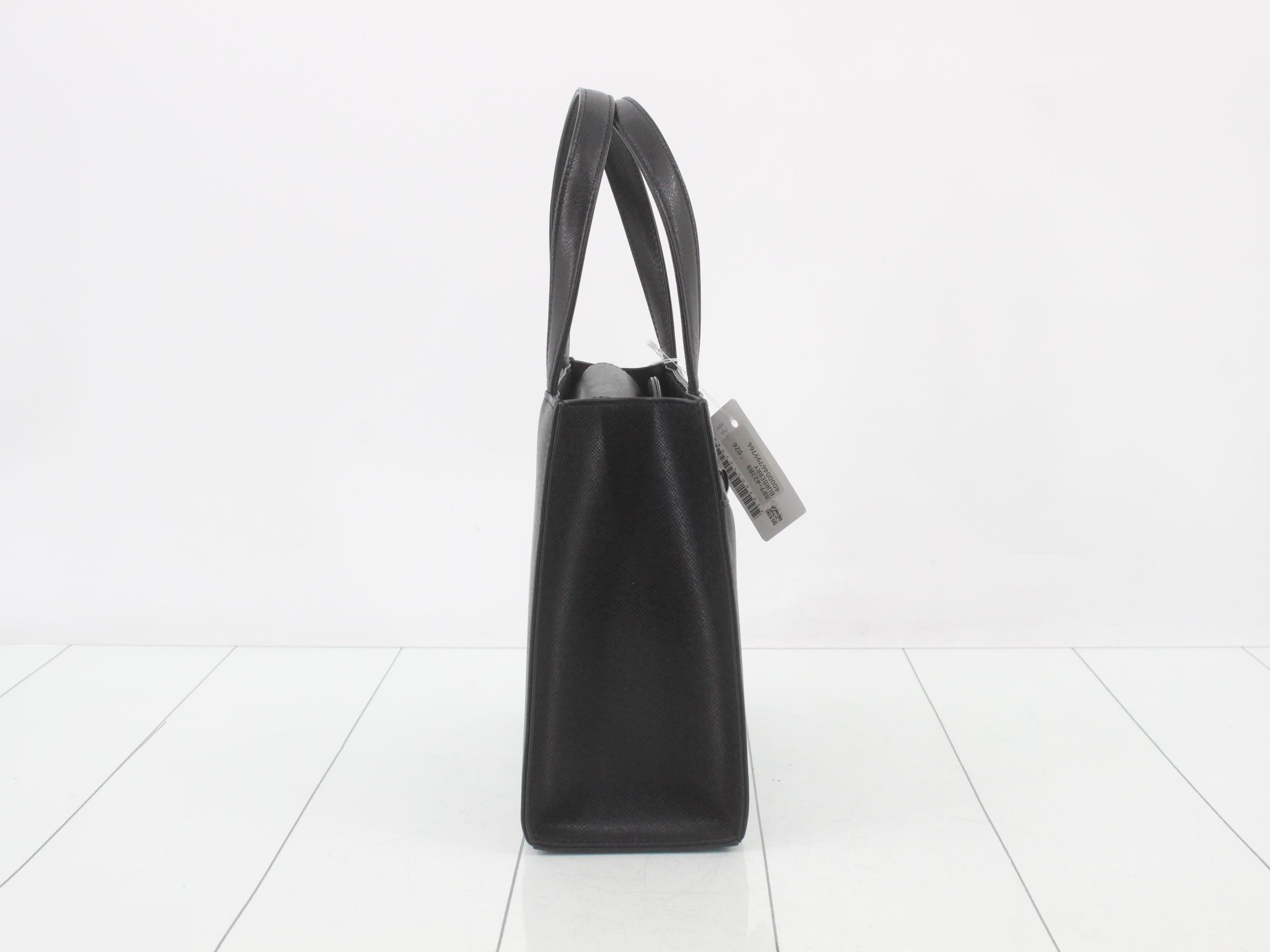 handbag — view 4