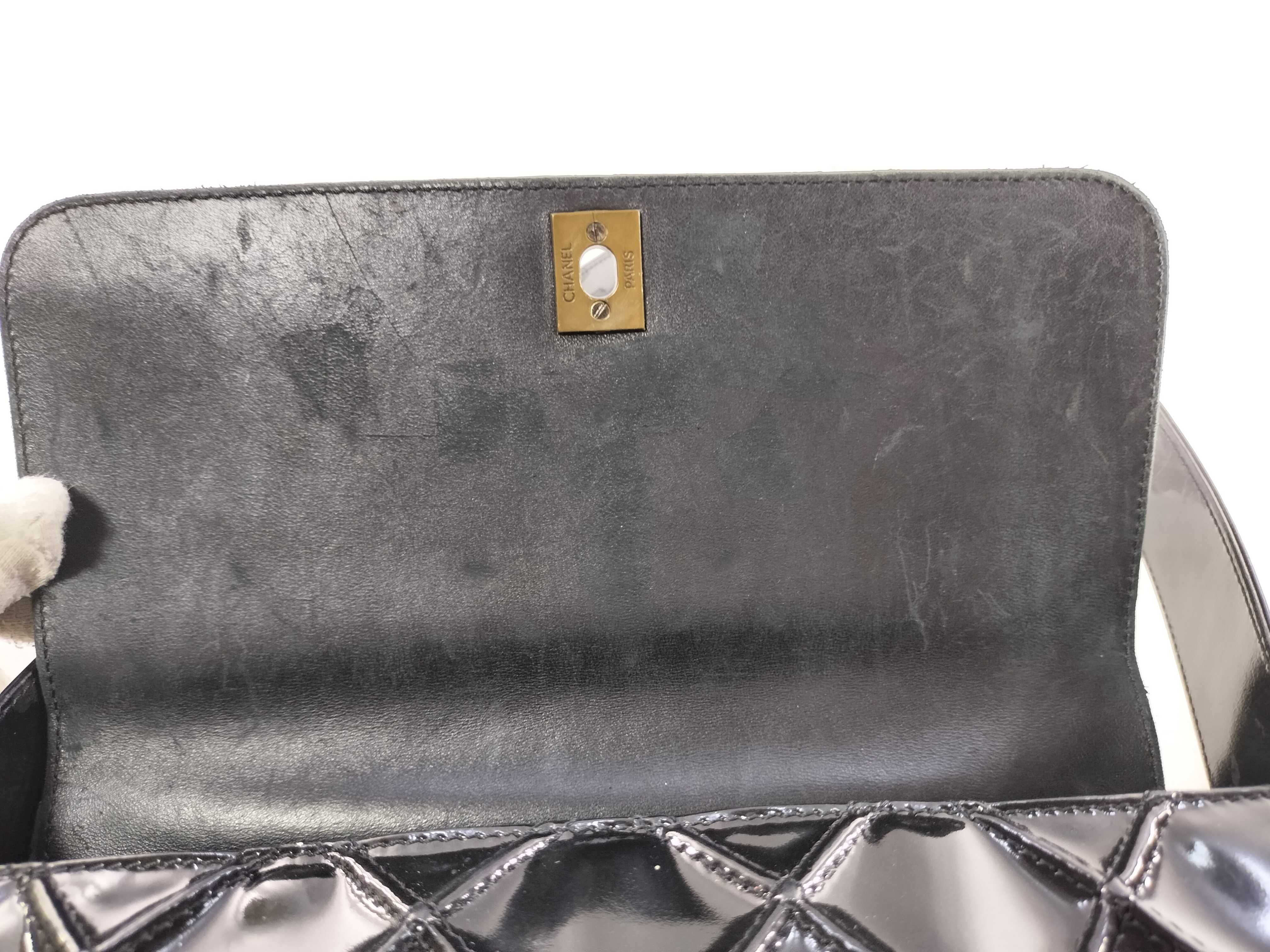 Enamel Matelassé Turnlock One-Shoulder Bicolor Shoulder Bag — view 7
